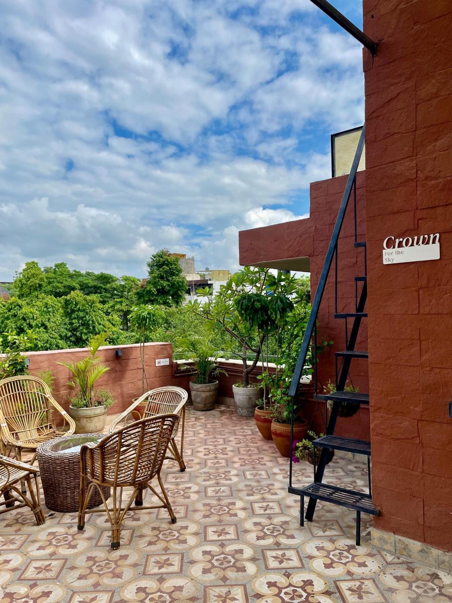 Firebrick Boutique Residences - Garnet House Hotel