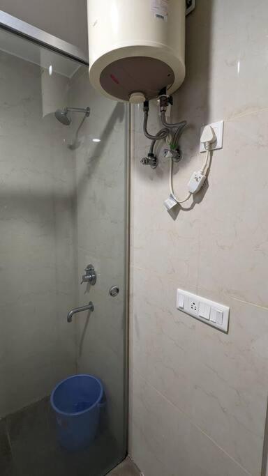 Apartment Harmony - 1bhk, Big Balcony & Free Parking Gurgaon