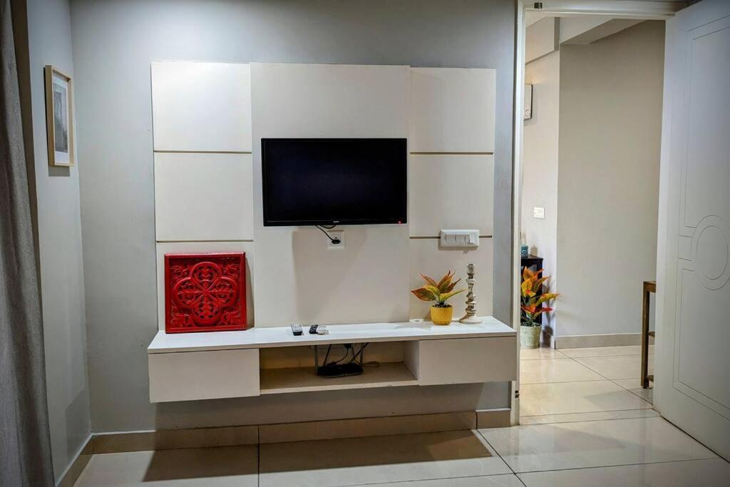 Apartment Harmony - 1bhk, Big Balcony & Free Parking *