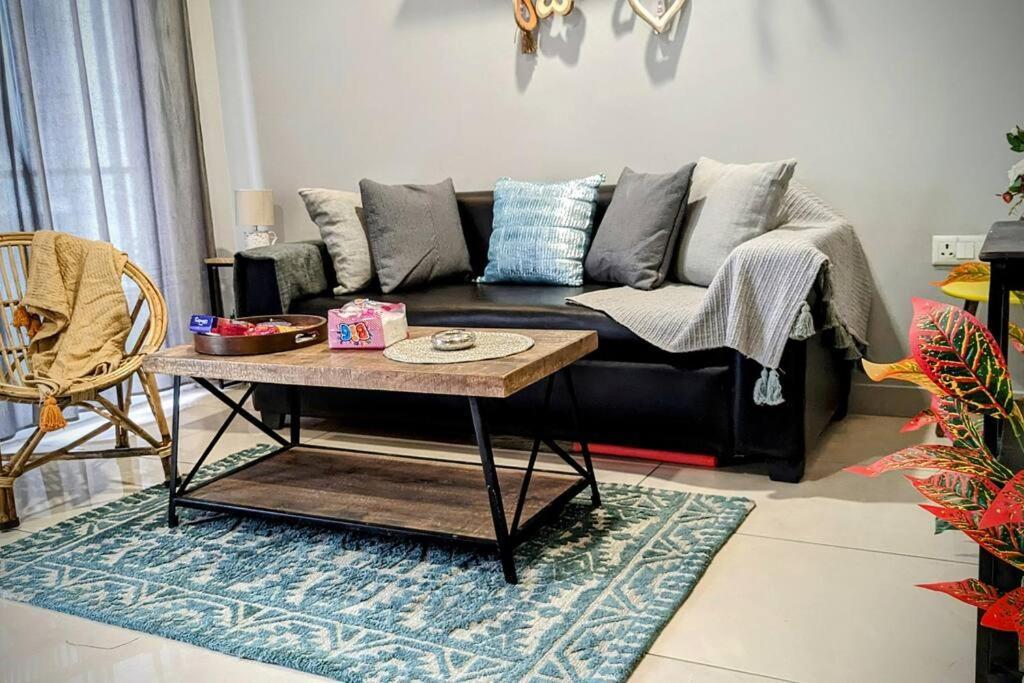 Harmony - 1bhk, Big Balcony & Free Parking * Gurgaon