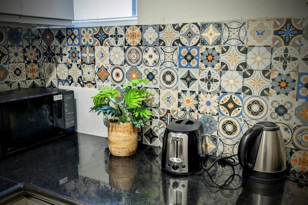 Harmony - 1bhk, Big Balcony & Free Parking Apartment