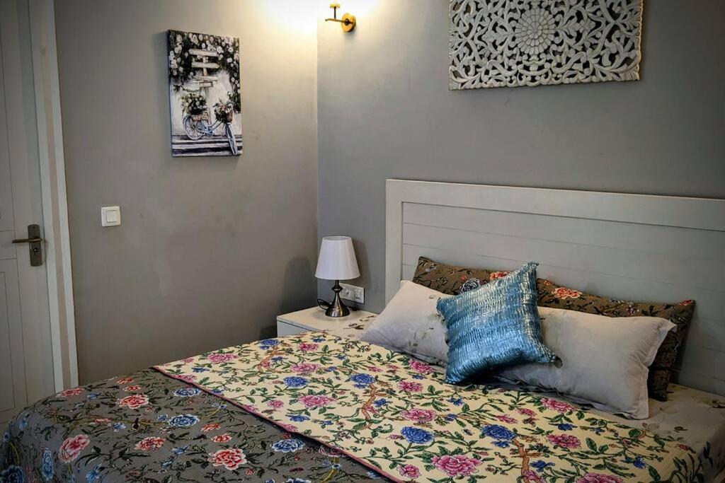 Harmony - 1bhk, Big Balcony & Free Parking Apartment Gurgaon
