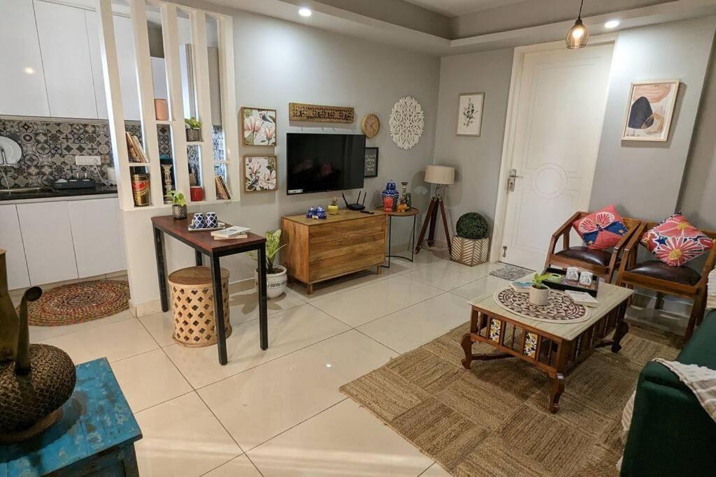Rumana - 1bhk, 2 Balconies, Free Parking & Wi-fi *