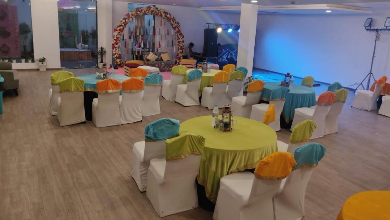 Azure And Near Medanta Hospital Medicity Sector 47,sohna Road 3* Gurgaon