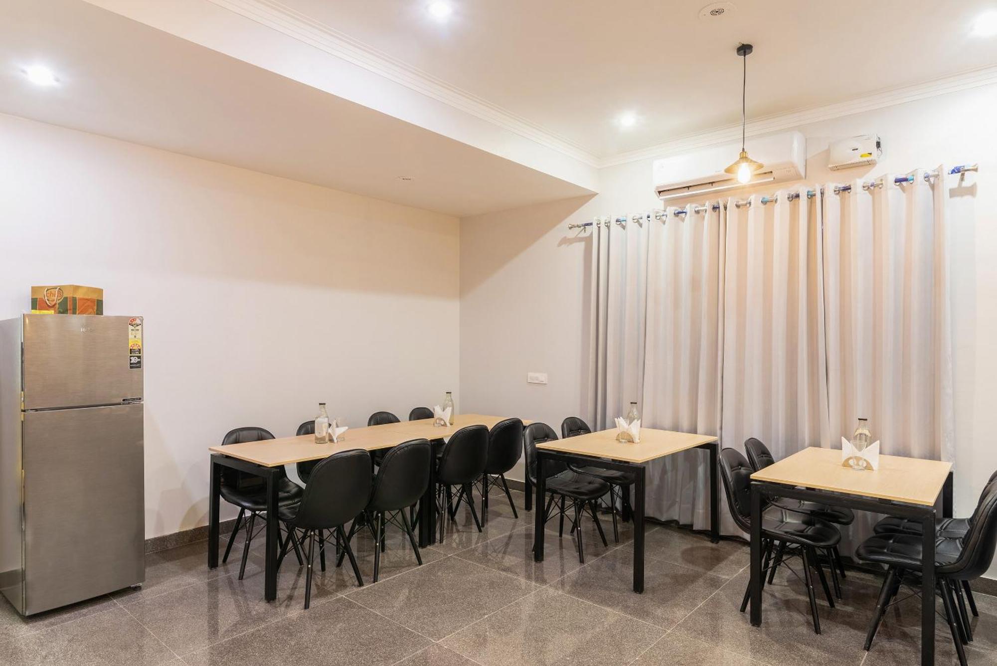 Hotel Super Silver Key Huda Star Mall Near Appu Ghar Gurgaon