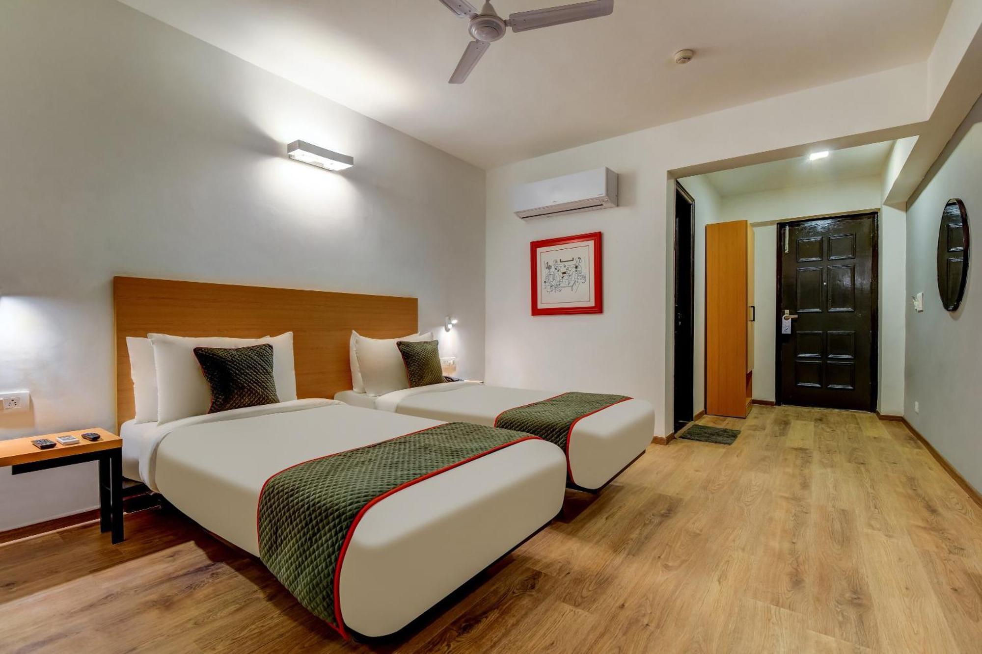 Townhouse Infinity Hotel 4*