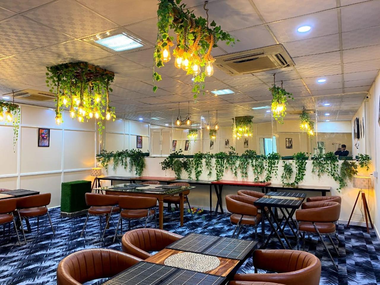 Oyster Pearl - Medicity Gurugram, Near Medanta Hospital Gurgaon