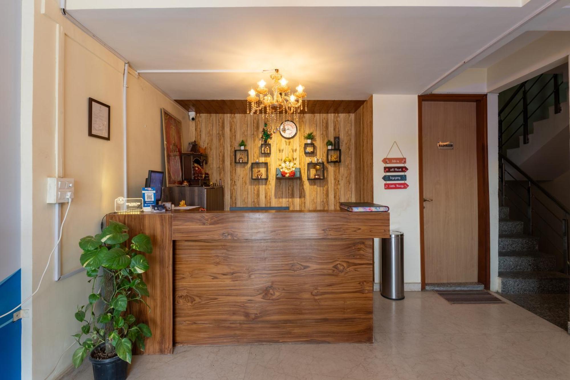 Oyster Pearl - Medicity Gurugram, Near Medanta Hospital 3*