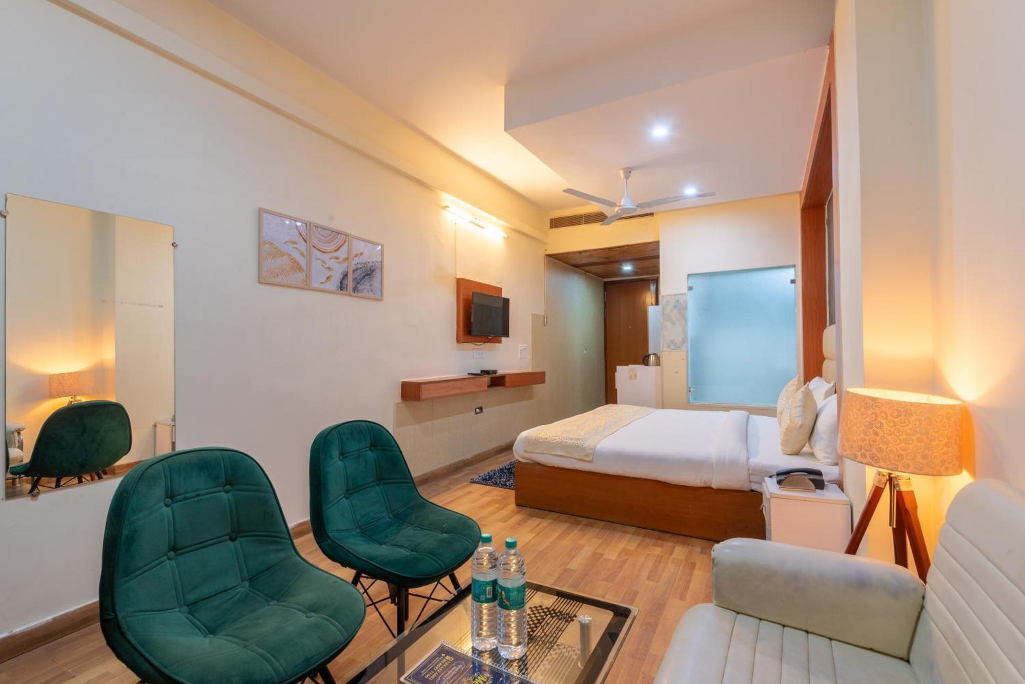 Oyster Pearl - Medicity Gurugram, Near Medanta Hospital 3* Gurgaon