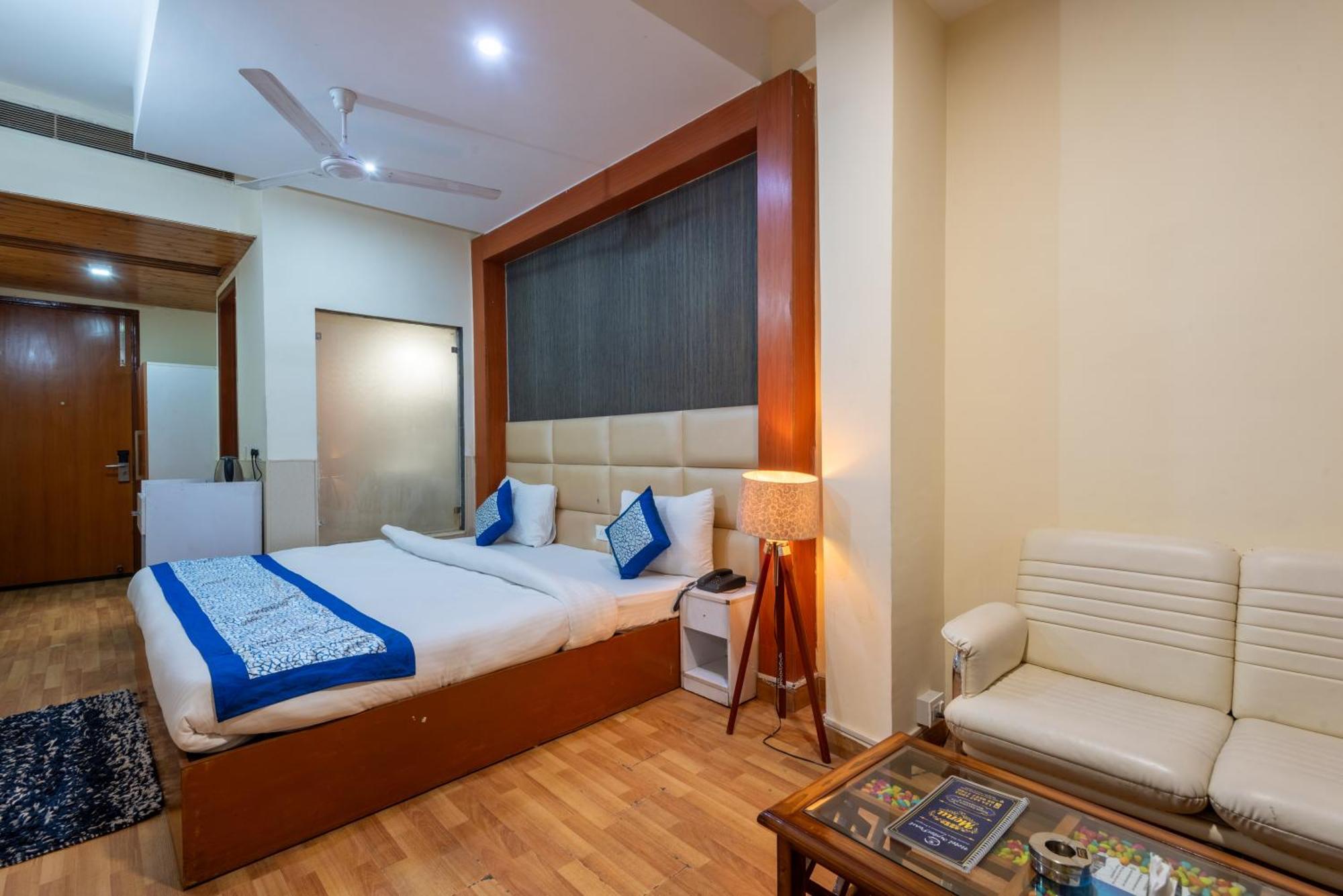 Oyster Pearl - Medicity Gurugram, Near Medanta Hospital 3* Gurgaon