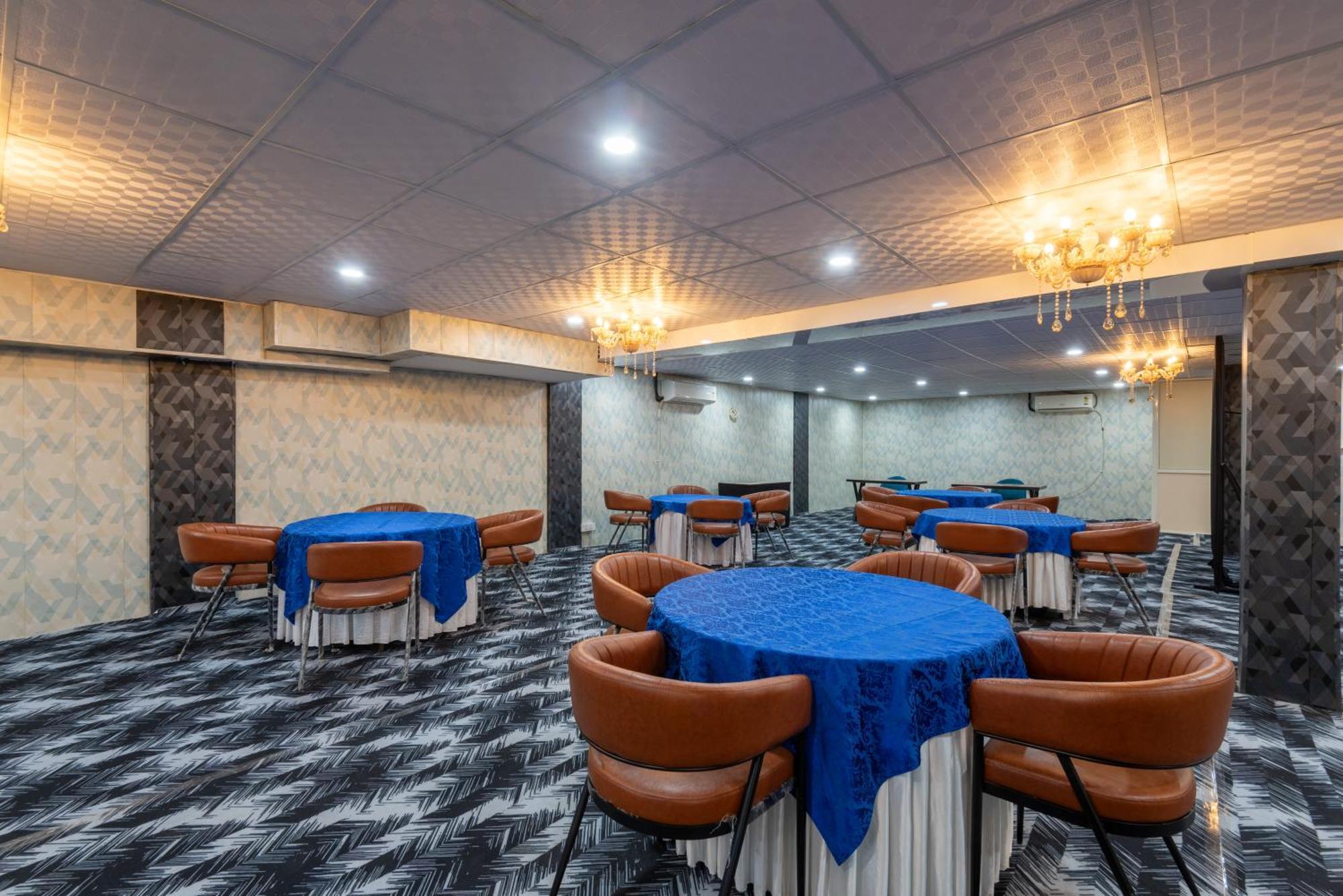 Oyster Pearl - Medicity Gurugram, Near Medanta Hospital 3* Gurgaon