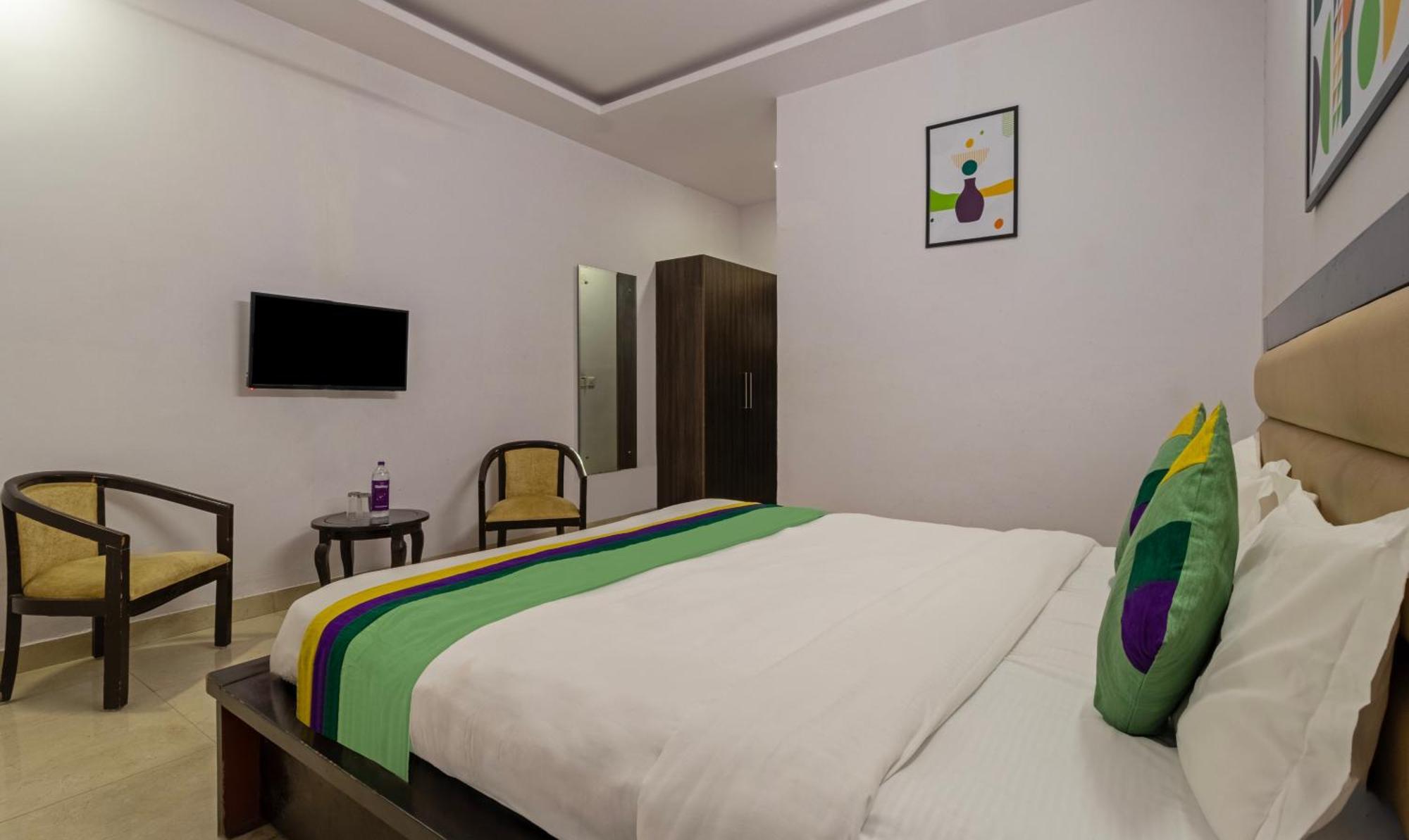 Treebo White Rock, Sohna Road Hotel 3*