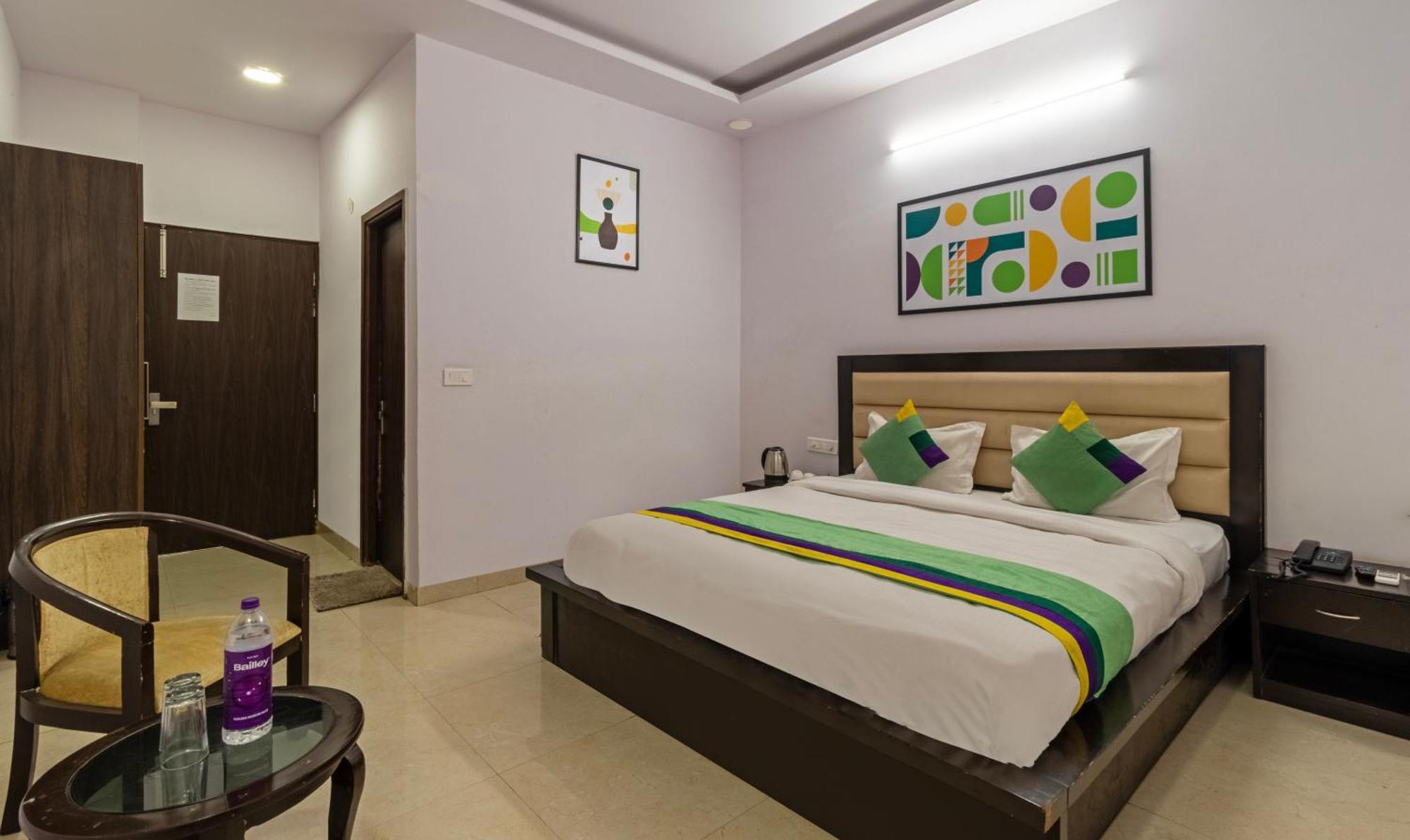 Hotel Treebo White Rock, Sohna Road Gurgaon