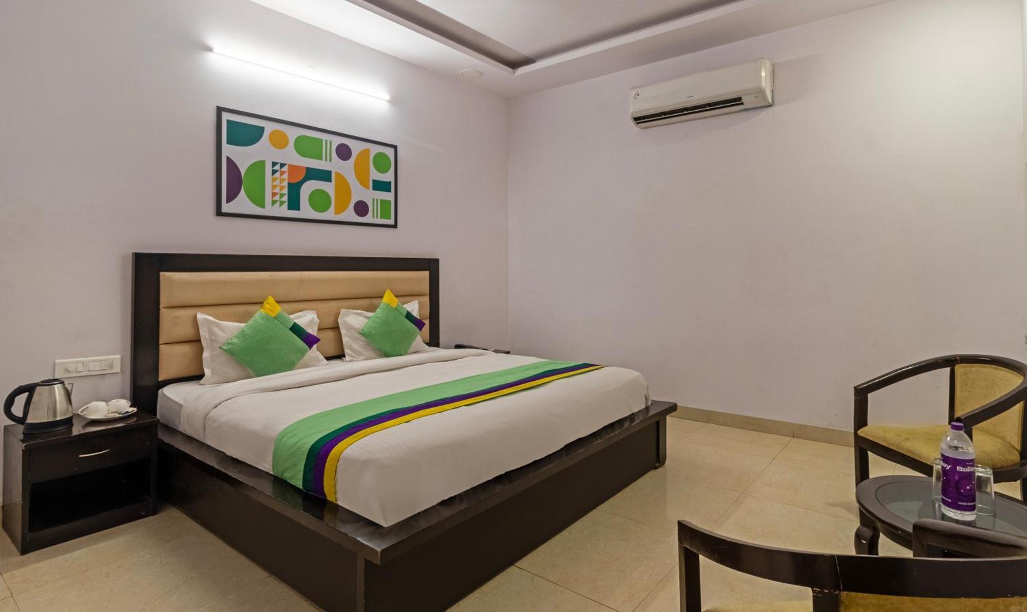 Hotel Treebo White Rock, Sohna Road