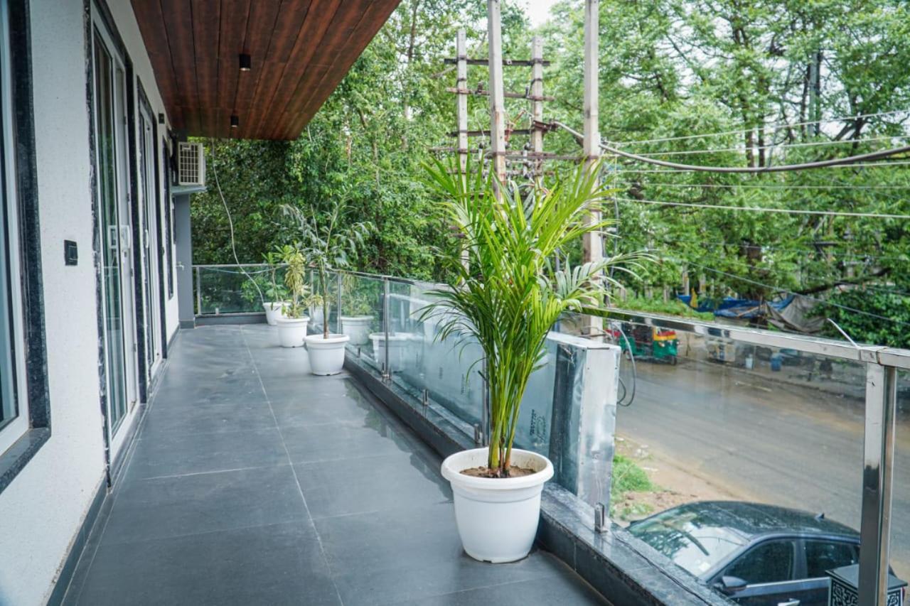 The Leaf Medanta Hotel