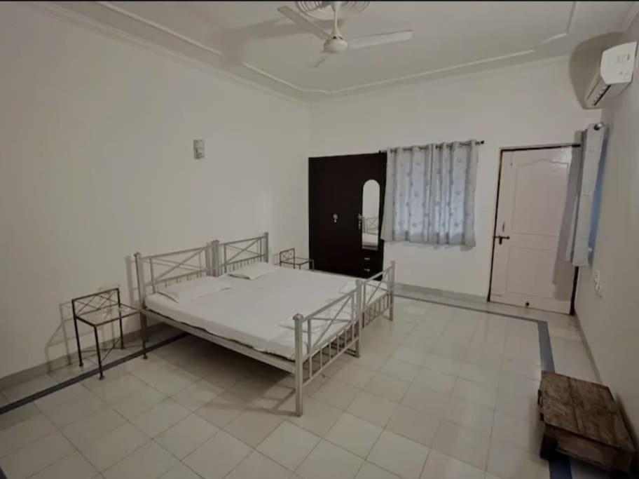Bnbbuddy 2 Bhk Aravalli Hills View In Gurugram