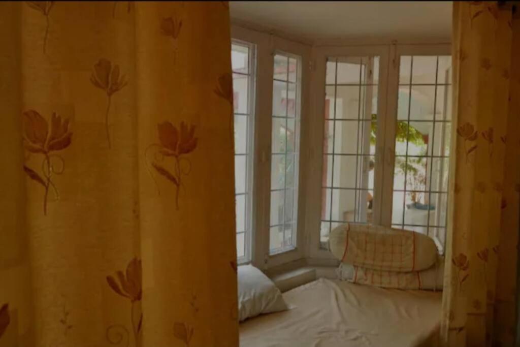 Villa Bnbbuddy 2 Bhk Aravalli Hills View In Gurugram *