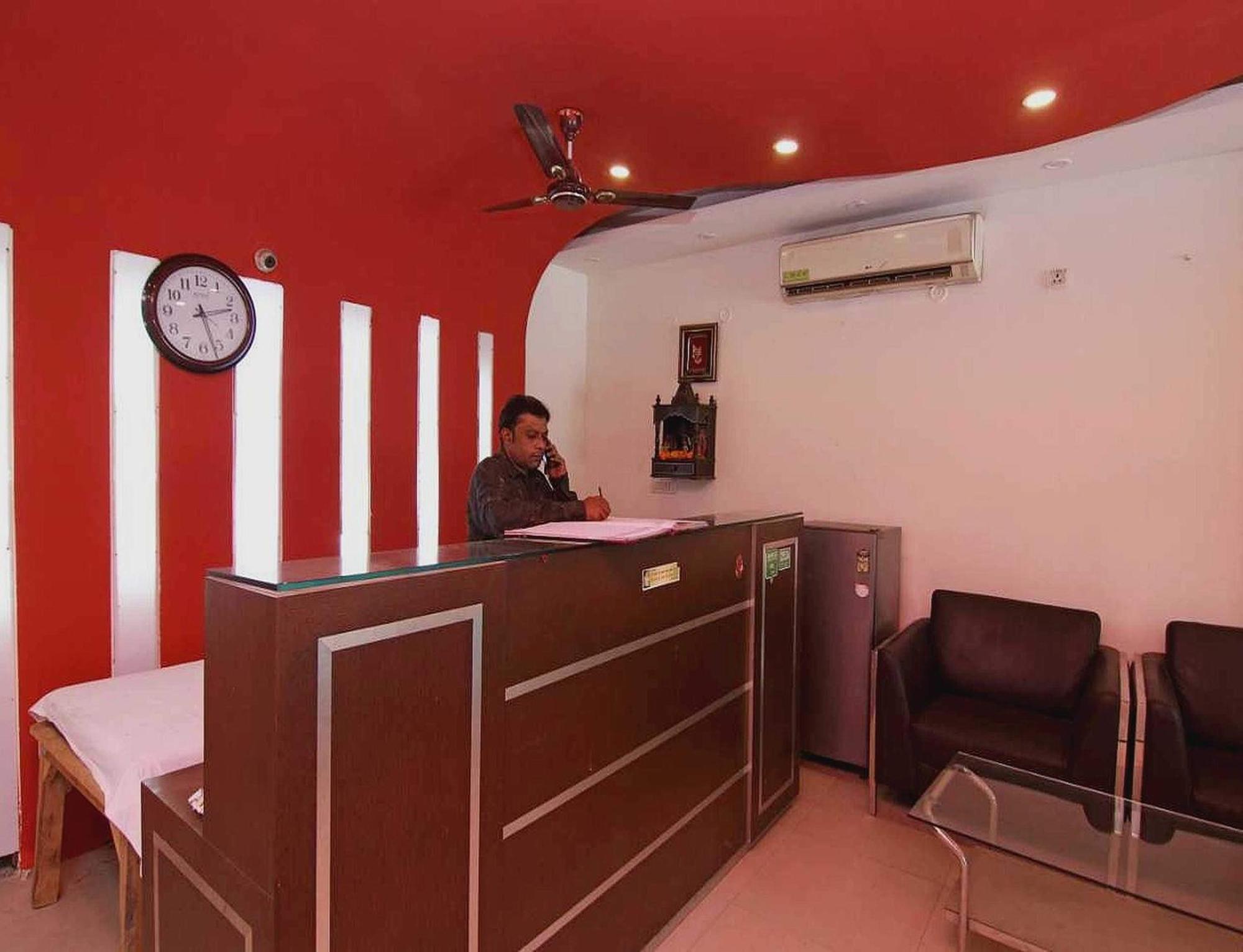 Hotel O Delite Near Leisure Valley Park Gurgaon