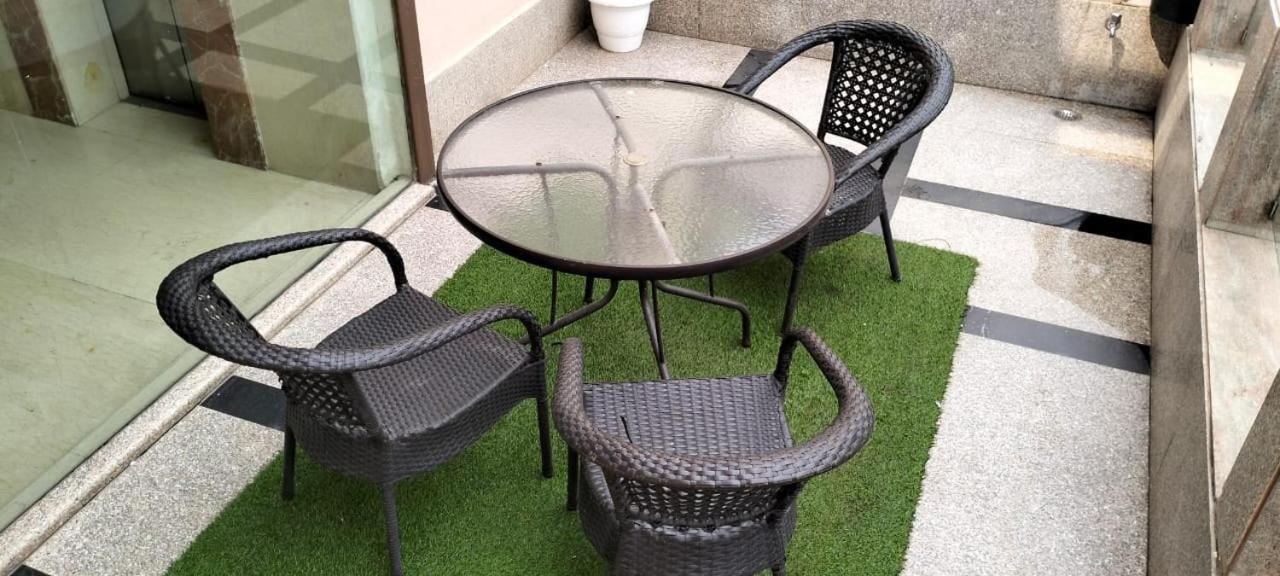 Enkay - Dlf Cybercity Guest house