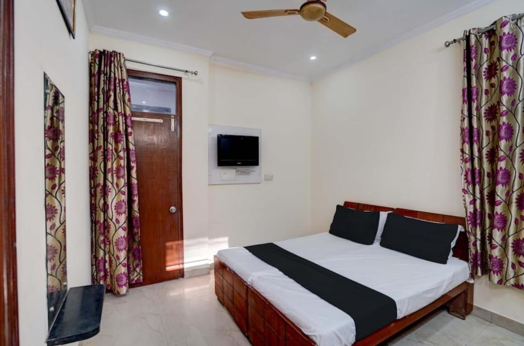 Om Sai Ram Guest house