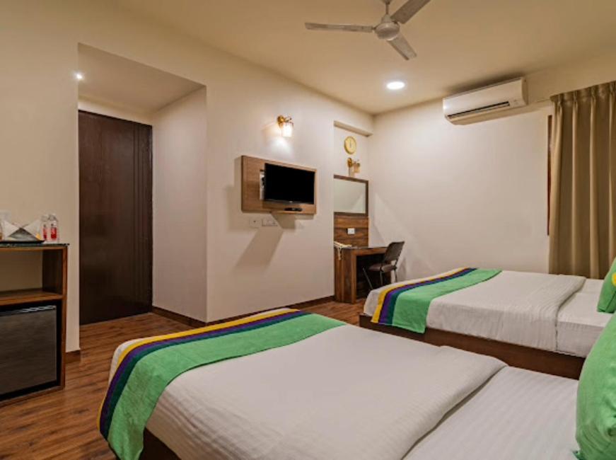 Imperial Park Sector 45 Hotel Gurgaon