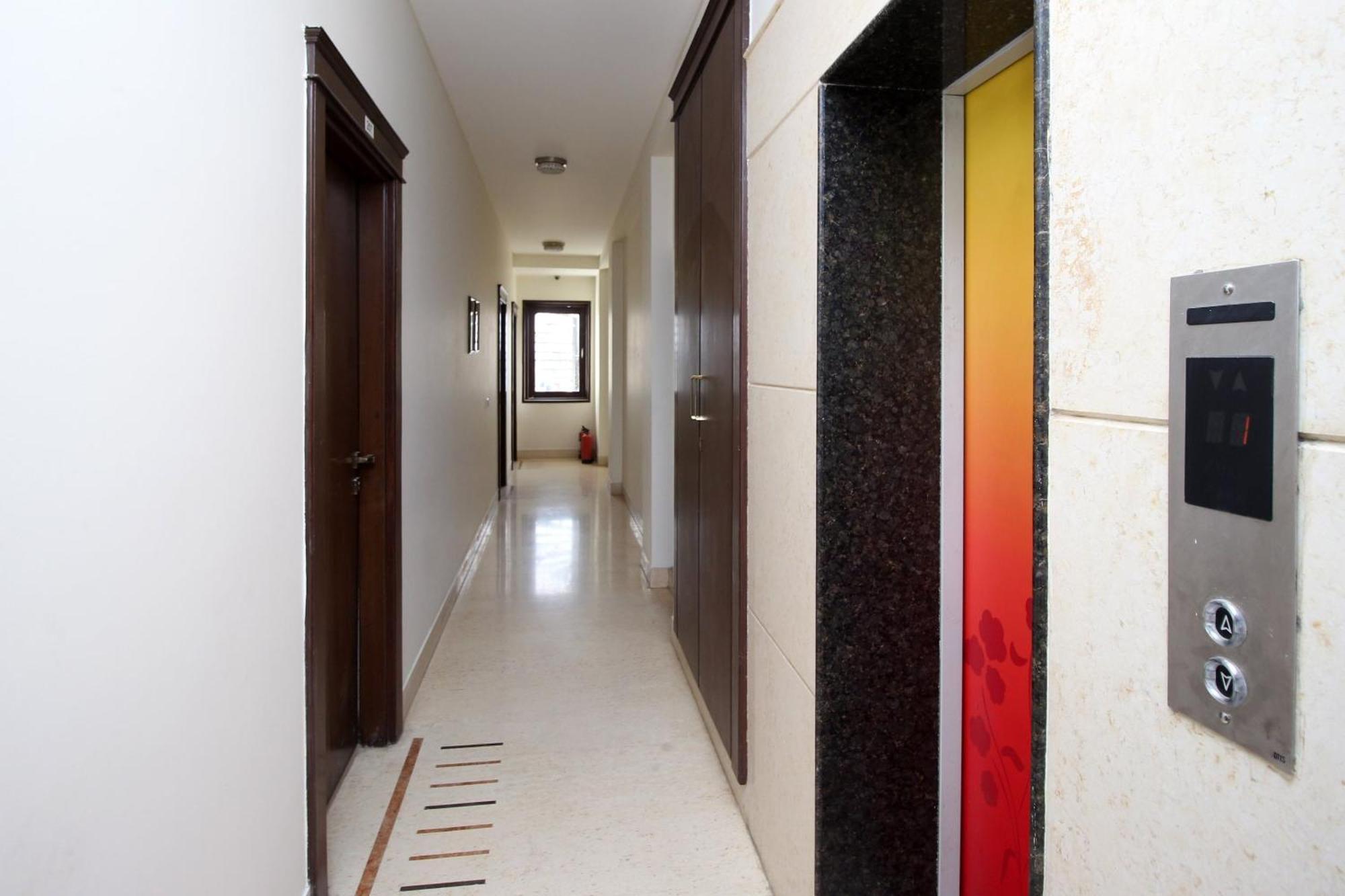 Collection O Sakshi Hotel
