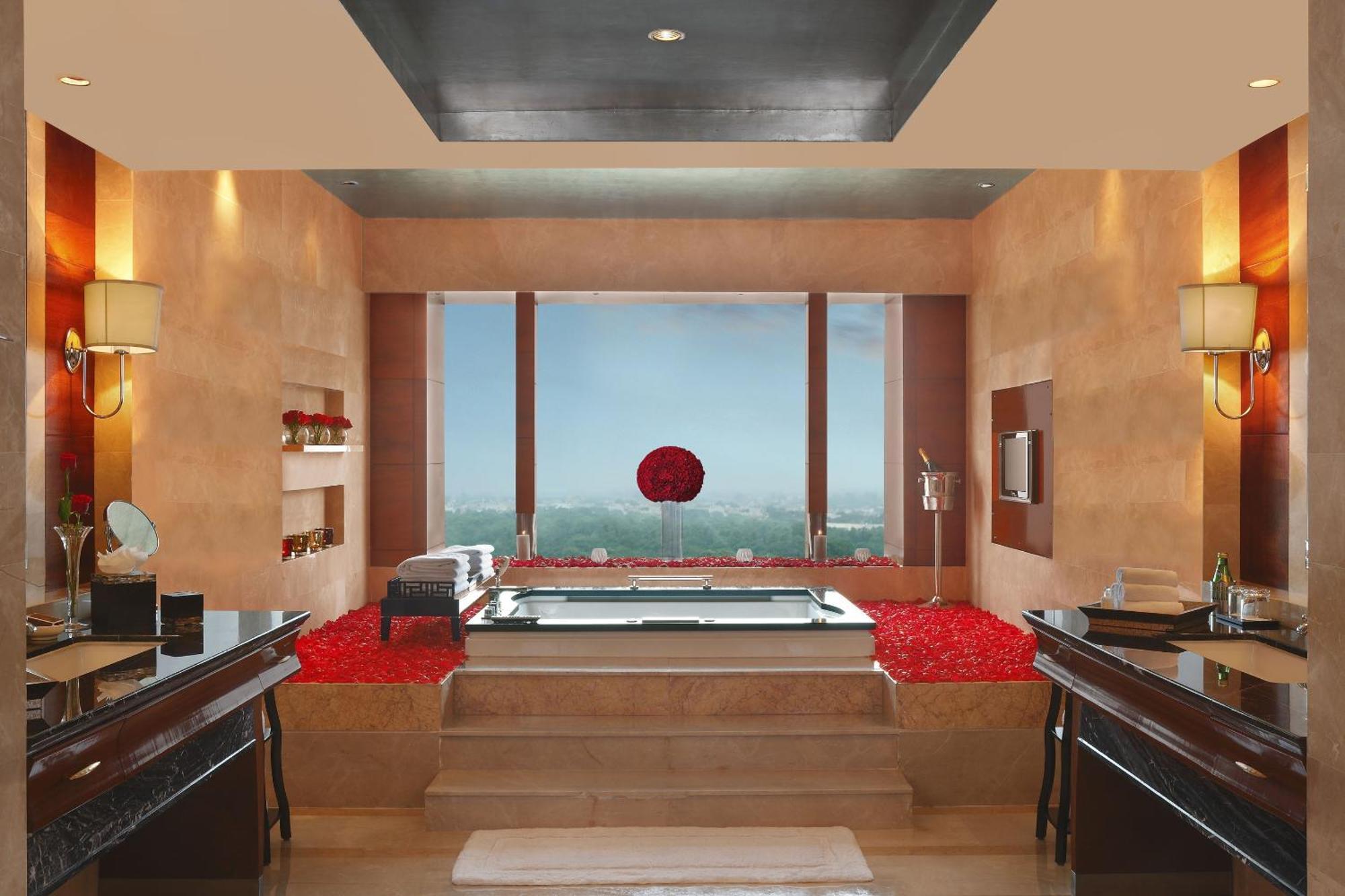 The Leela Ambience Gurugram & Residences - The Luxury Urban Sanctuary 5* Gurgaon