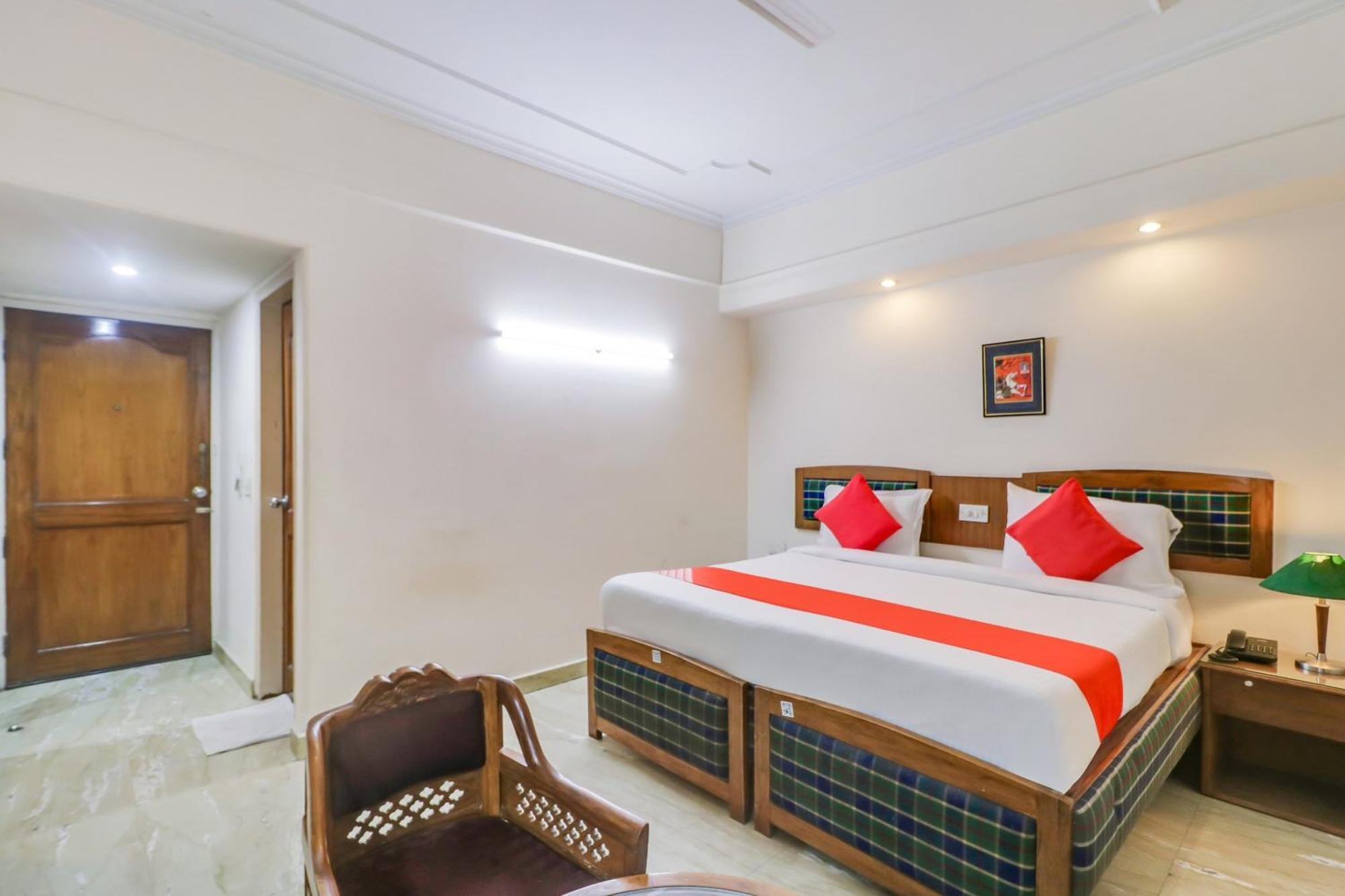 Hotel Super Collection O Queen Residency 3*