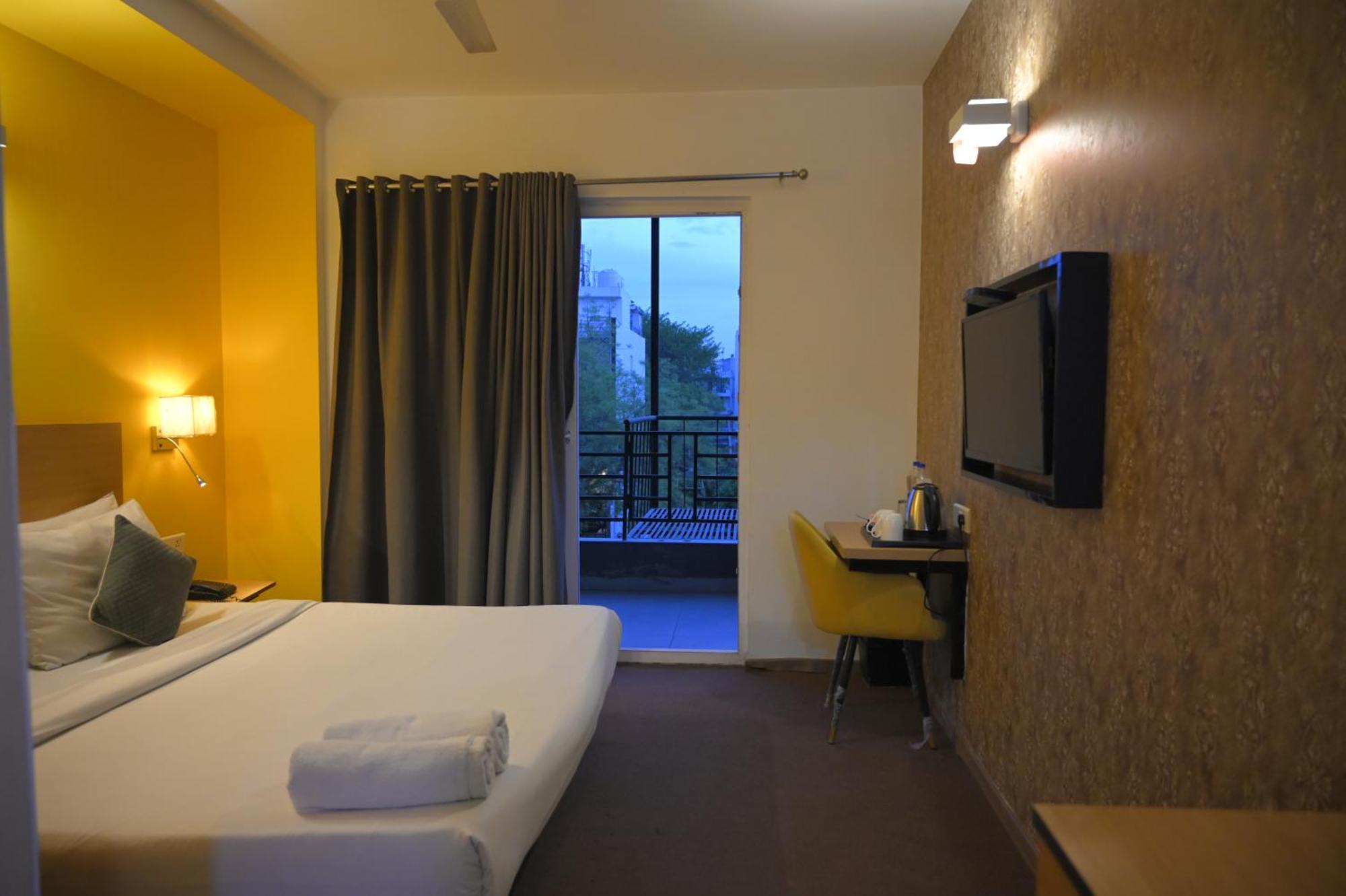 My One 3* Gurgaon