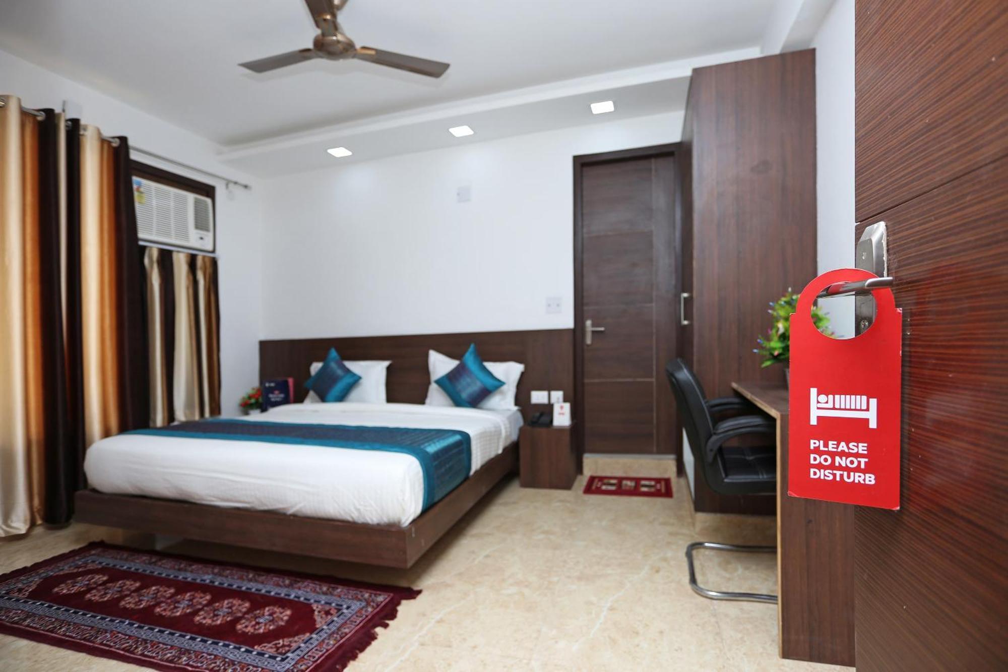 Hotel O Residency Near Appu Ghar