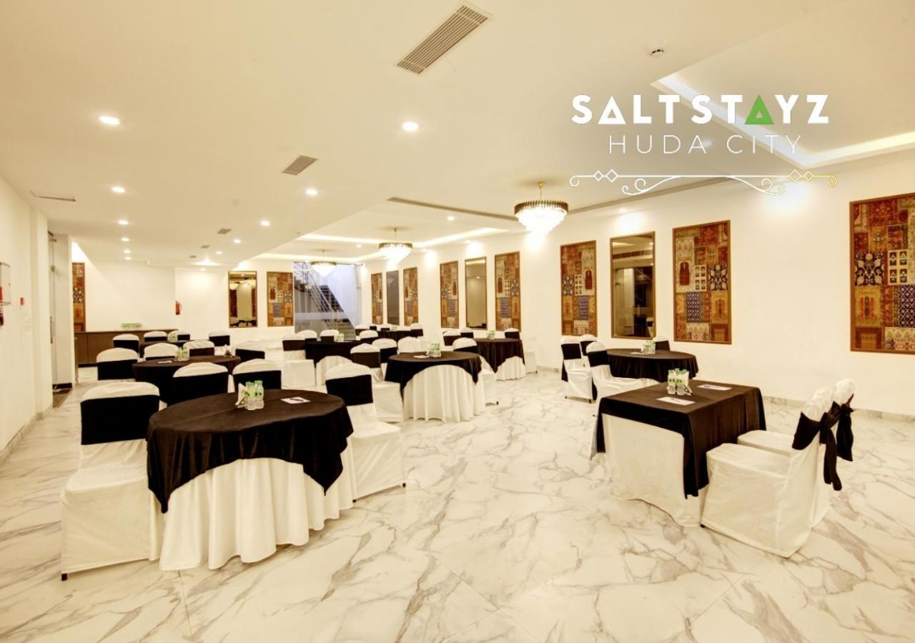 Saltstayz Select - Huda Center 3*