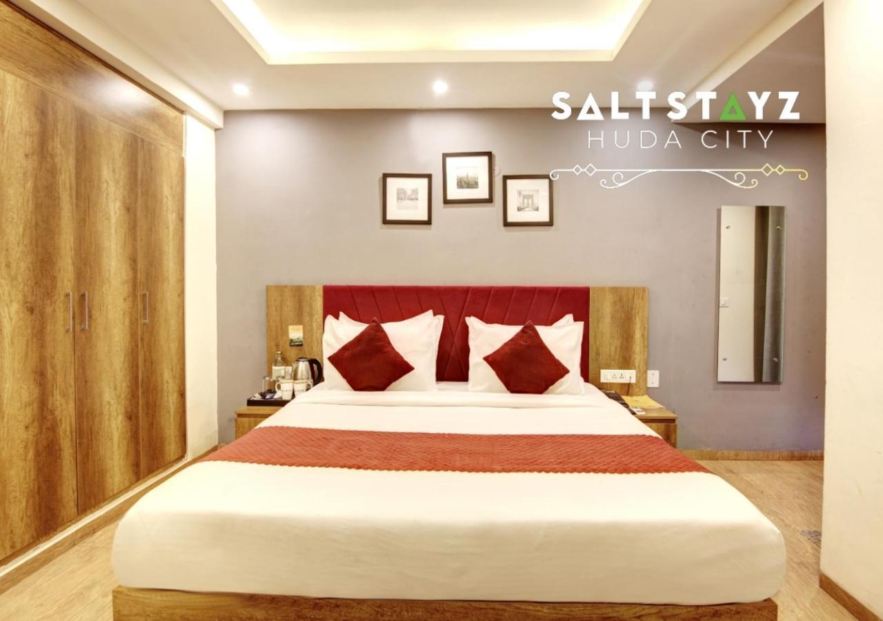 Saltstayz Select - Huda Center Hotel 3*