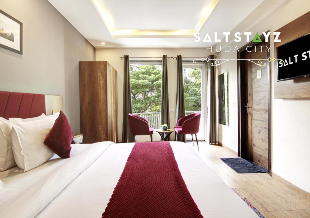 Saltstayz Select - Huda Center 3*