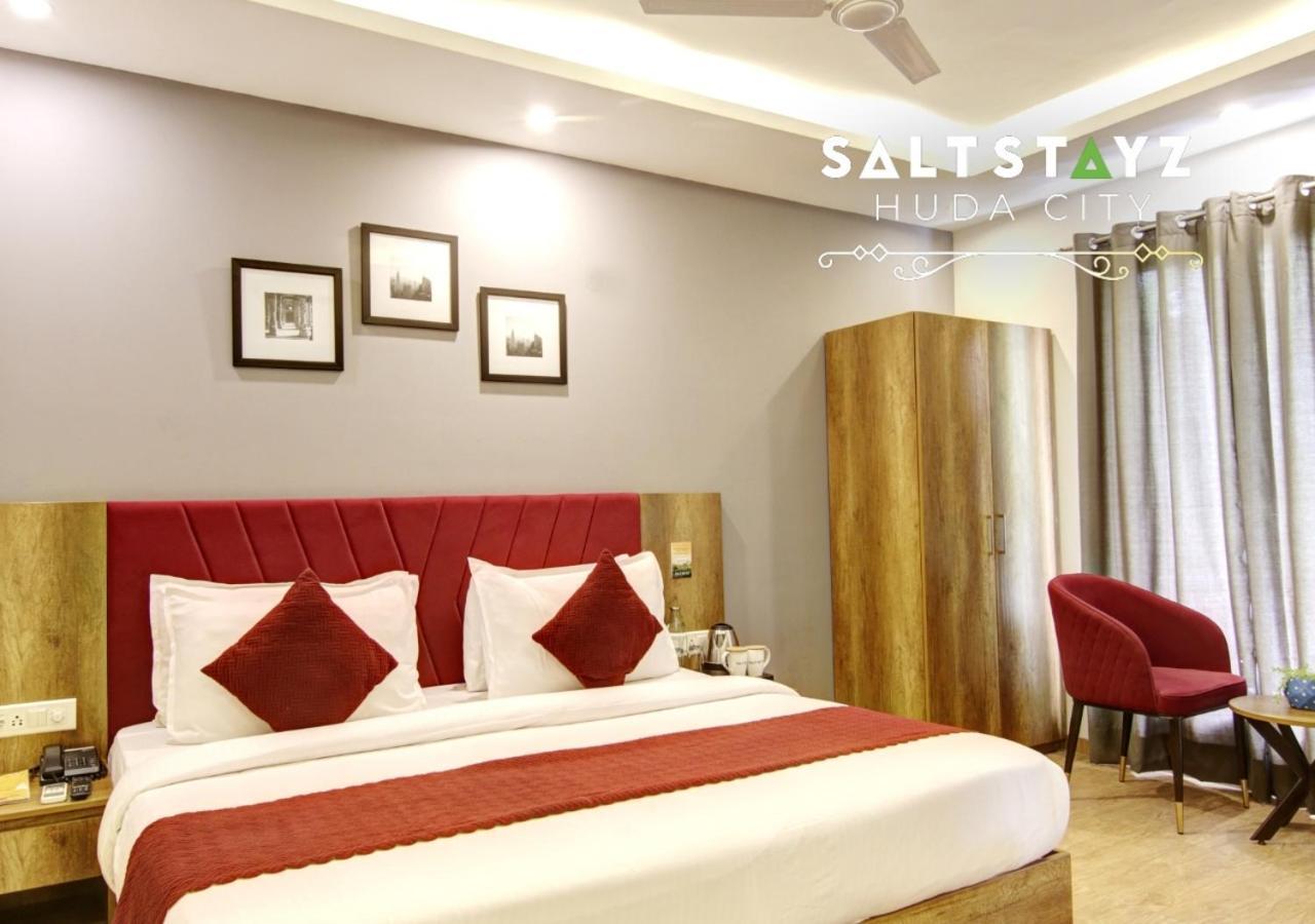 Saltstayz Select - Huda Center 3*