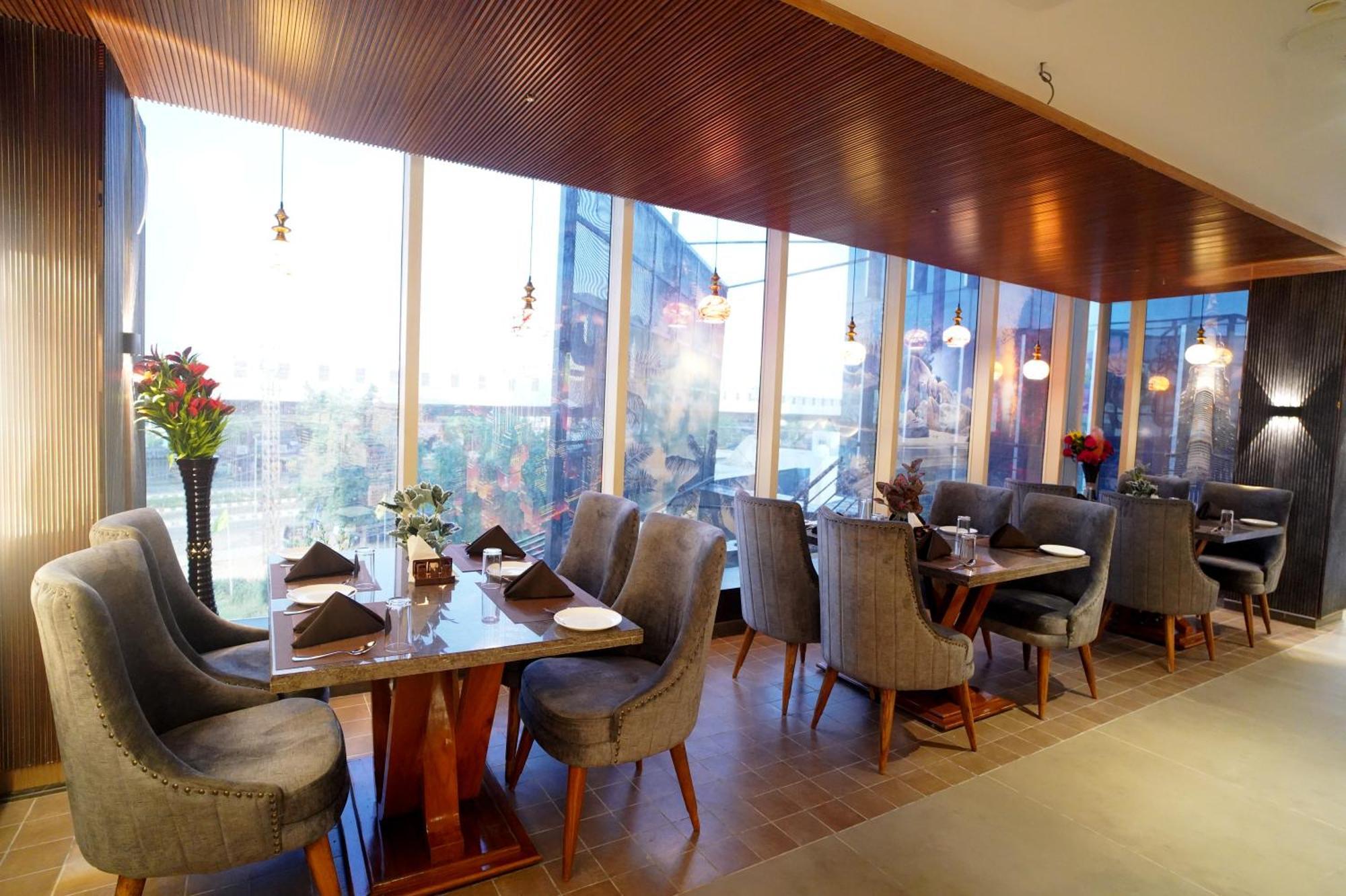 Sakura Gold Hotel