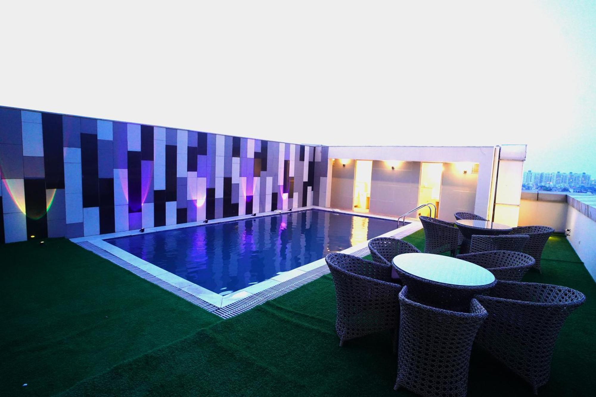 Sakura Gold Hotel Gurgaon
