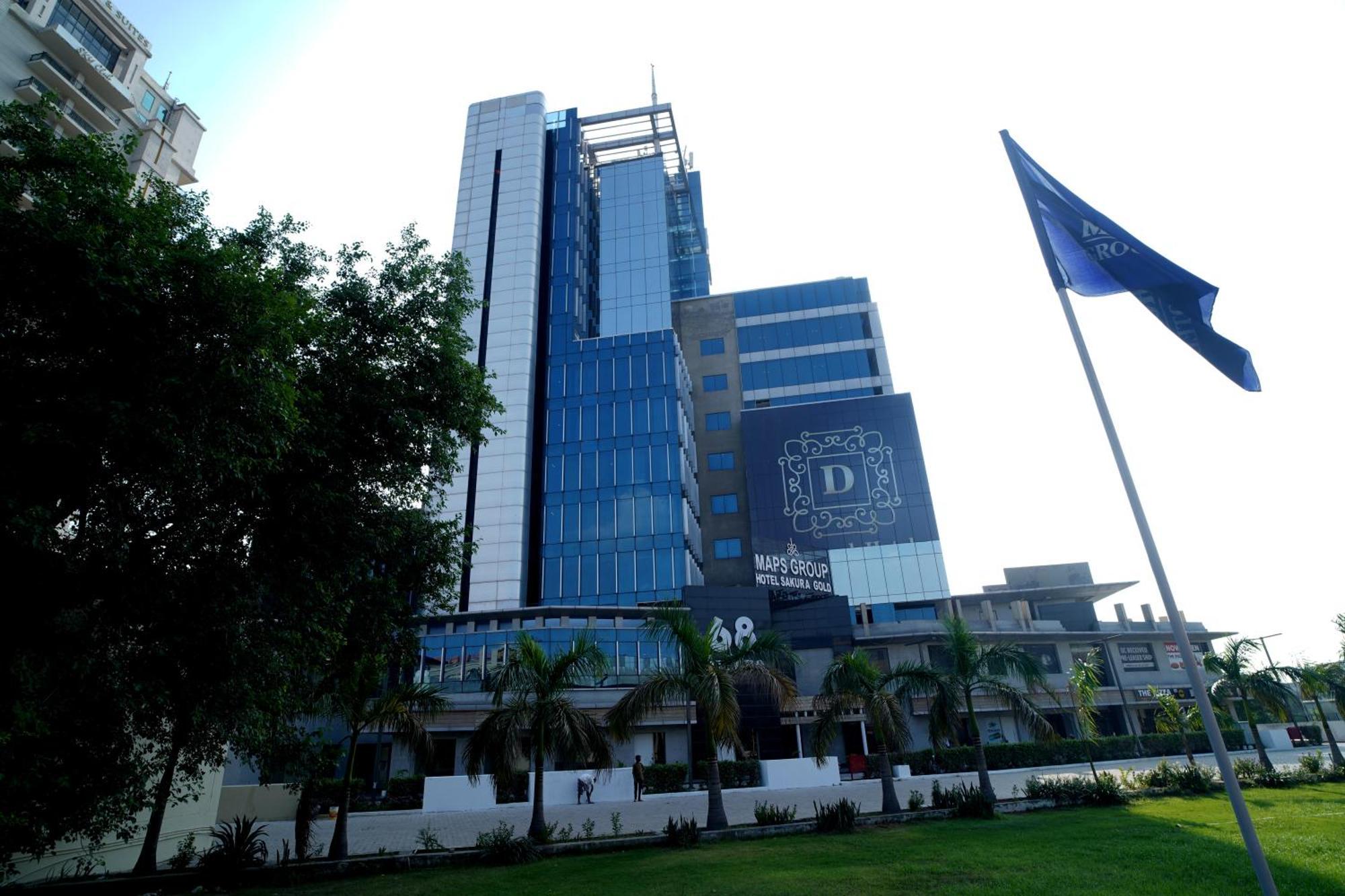 Hotel Sakura Gold Gurgaon