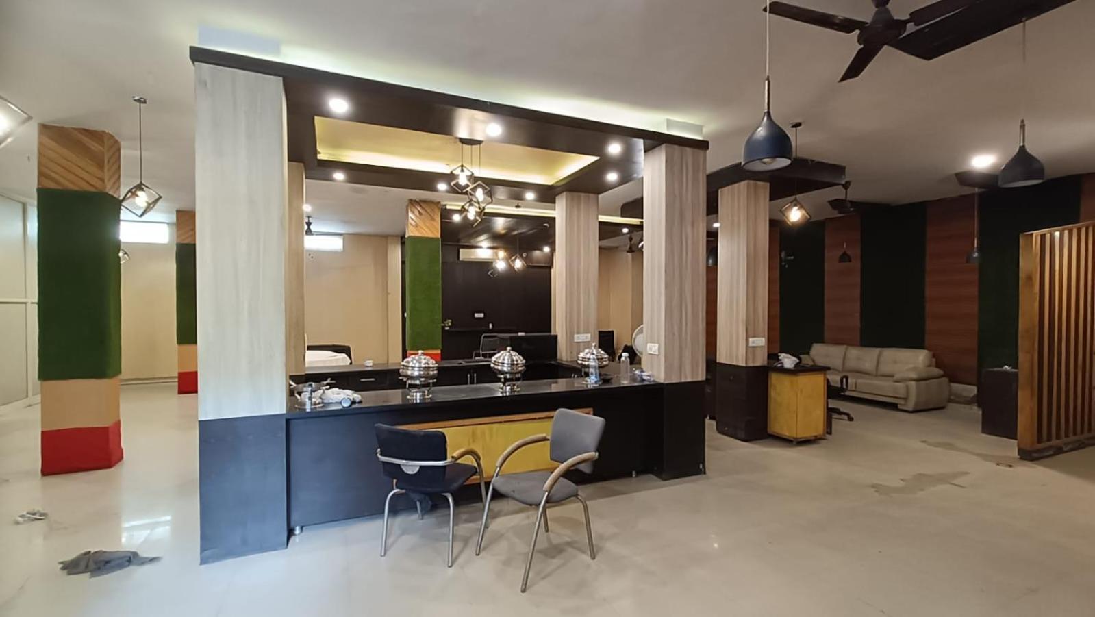 Hotel Amita Residency By Staykr 3*