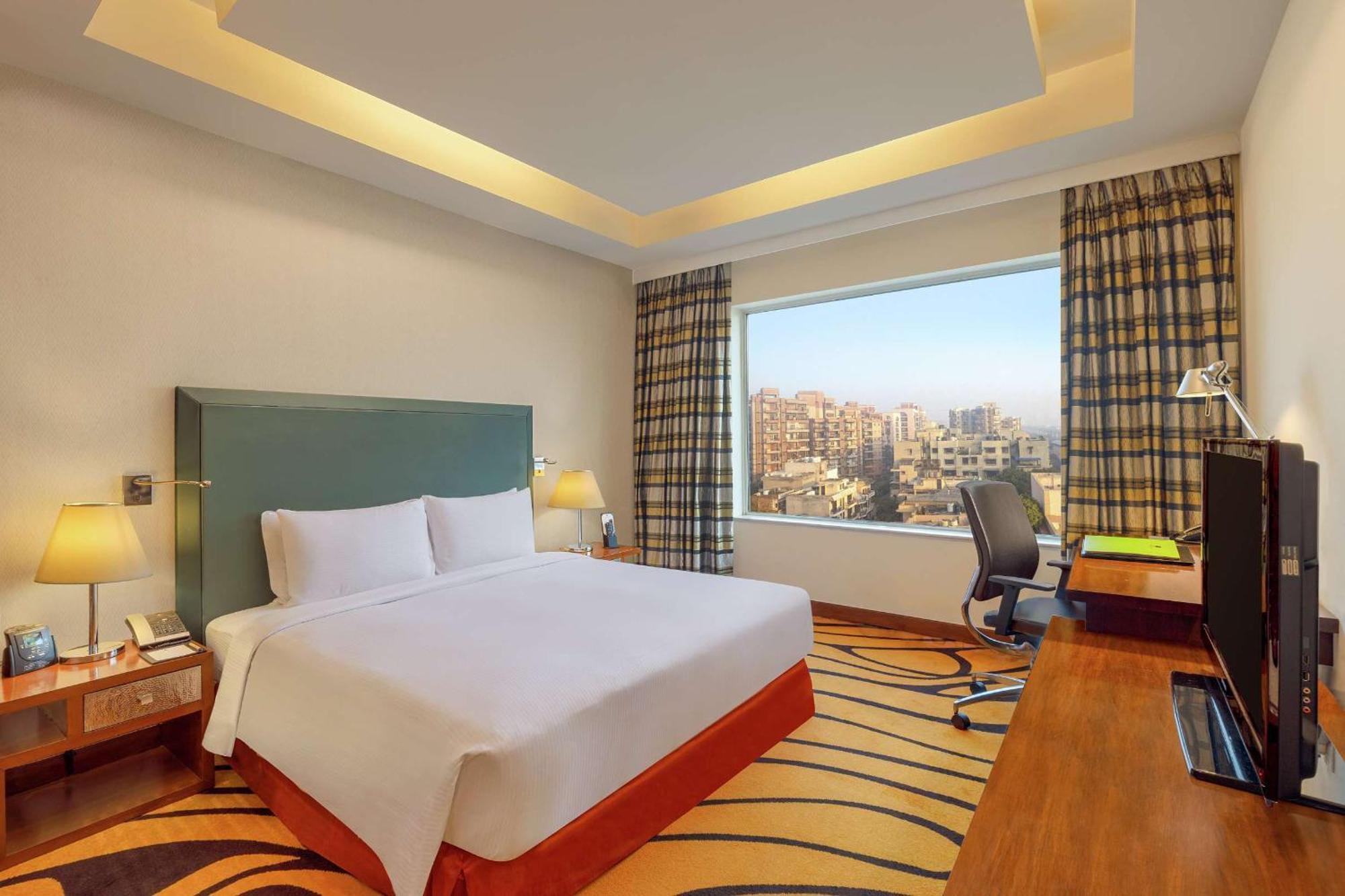 Doubletree By Hilton New Delhi Ncr Hotel 5*
