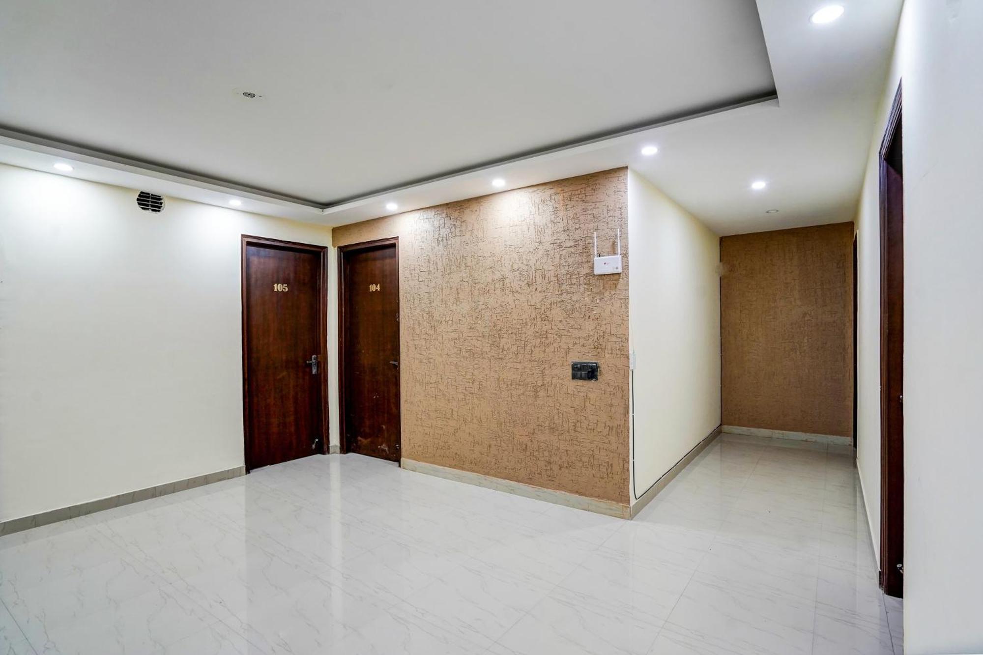 Hotel Collection O Dm 45 3*