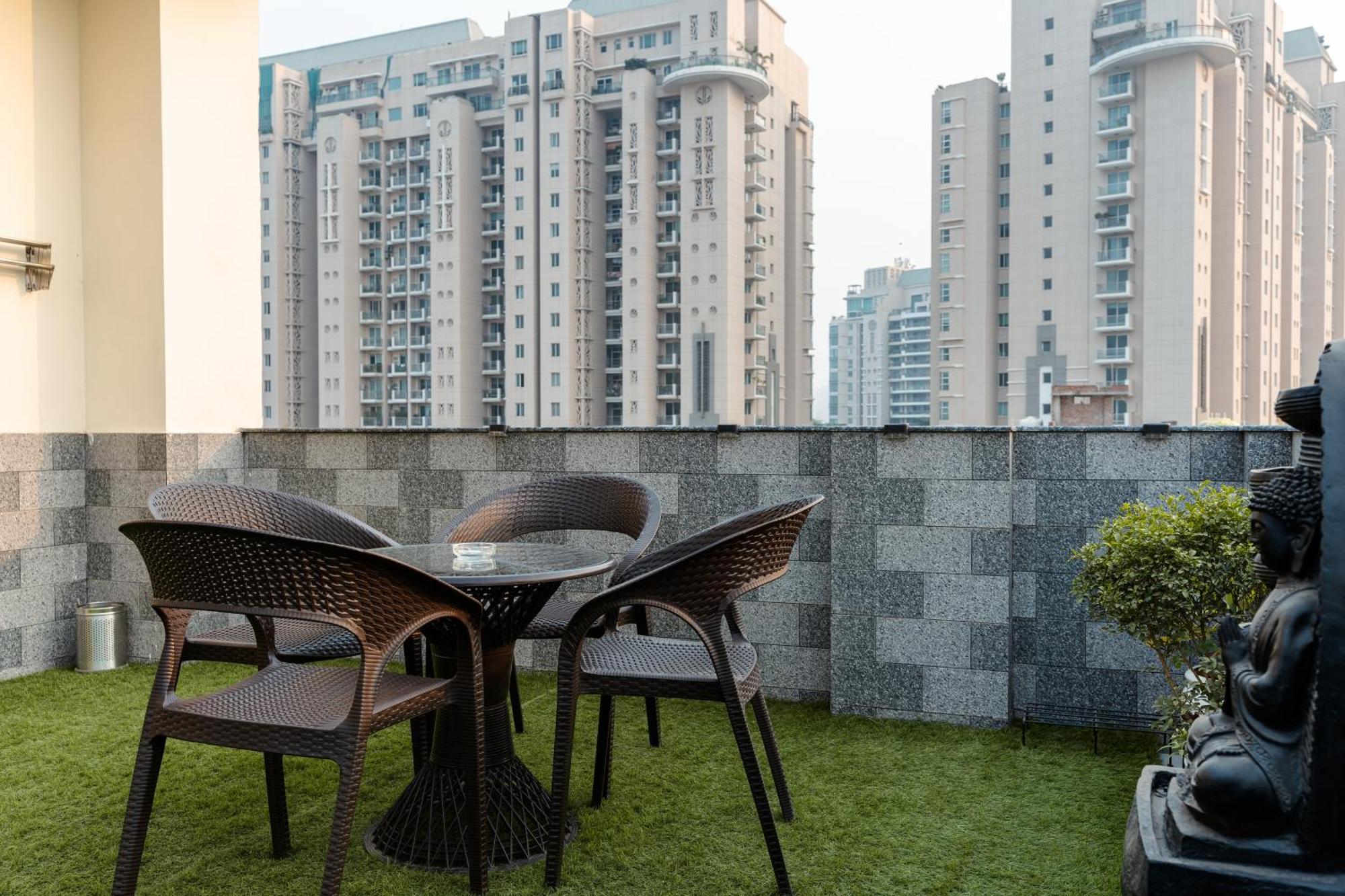 Apartment Zestliving Sector 42 Gurgaon