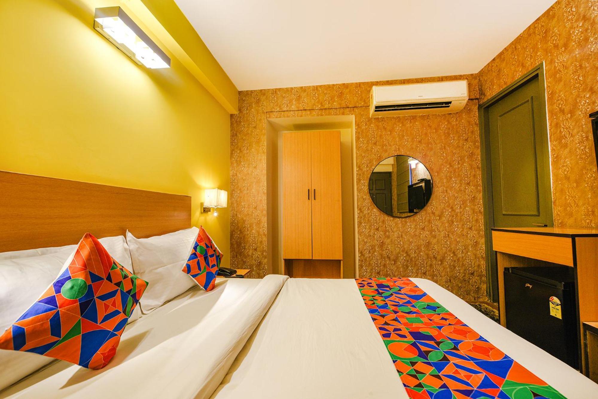 Fabhotel Old Meple Leaf 4*