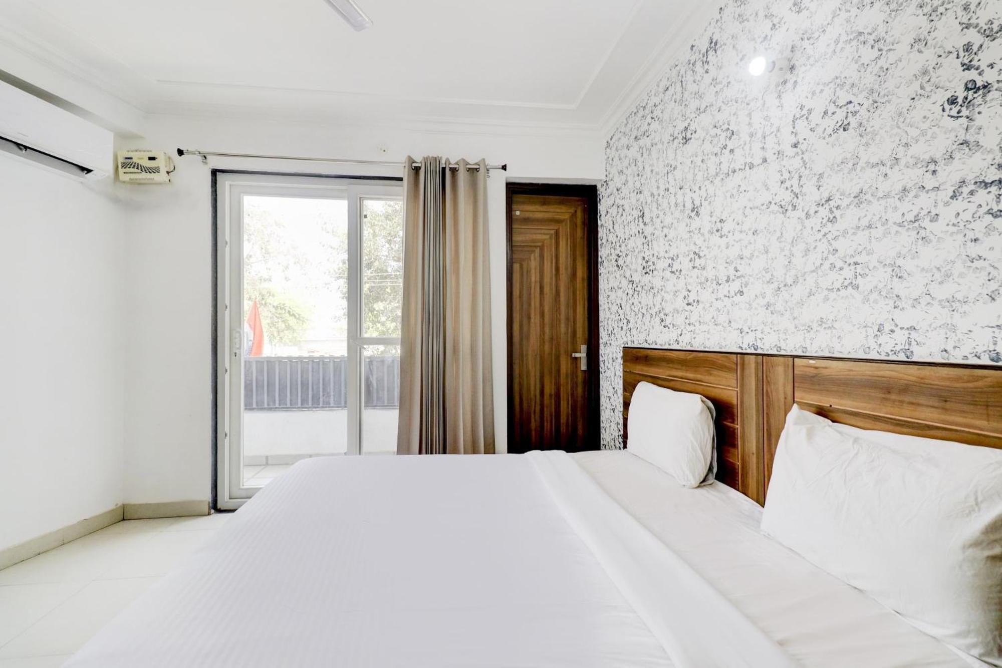 O Star Key Residency