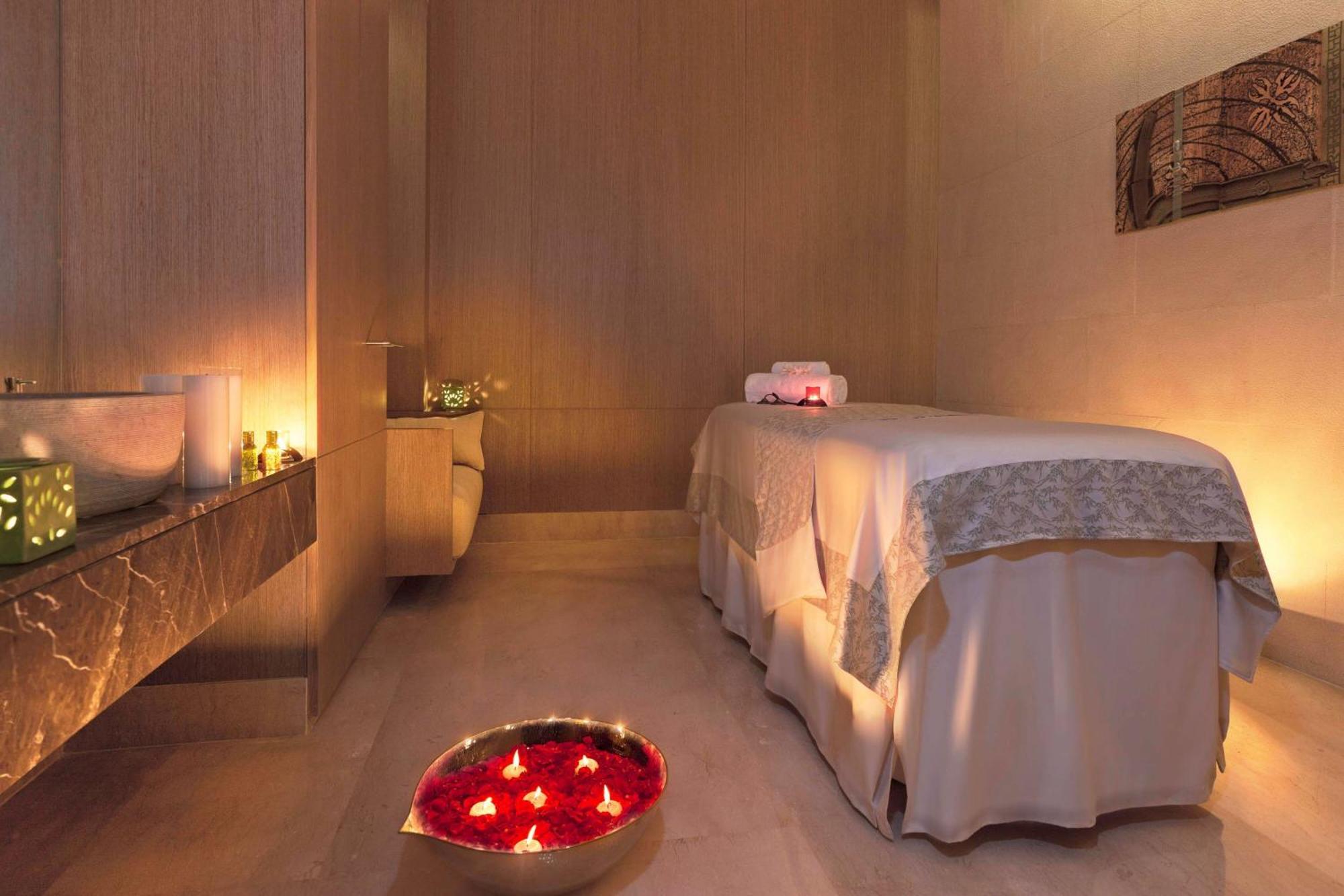 The Westin Gurgaon, New Delhi Hotel