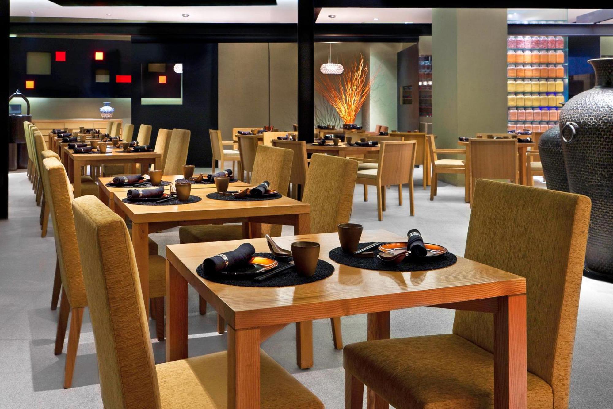 The Westin Gurgaon, New Delhi Hotel 5*