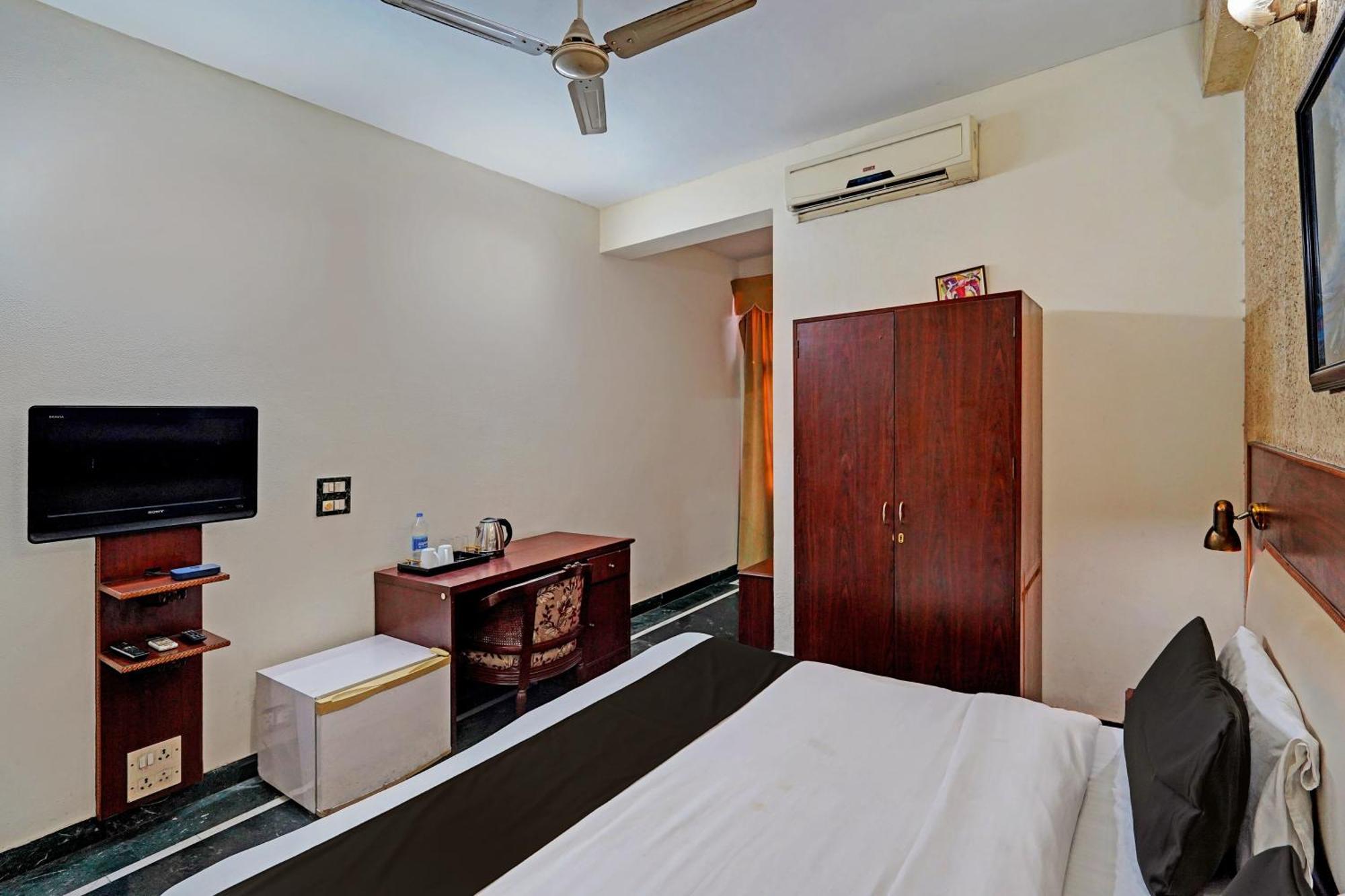 O Primero Near Aravali Biodiversity Park Hotel Gurgaon
