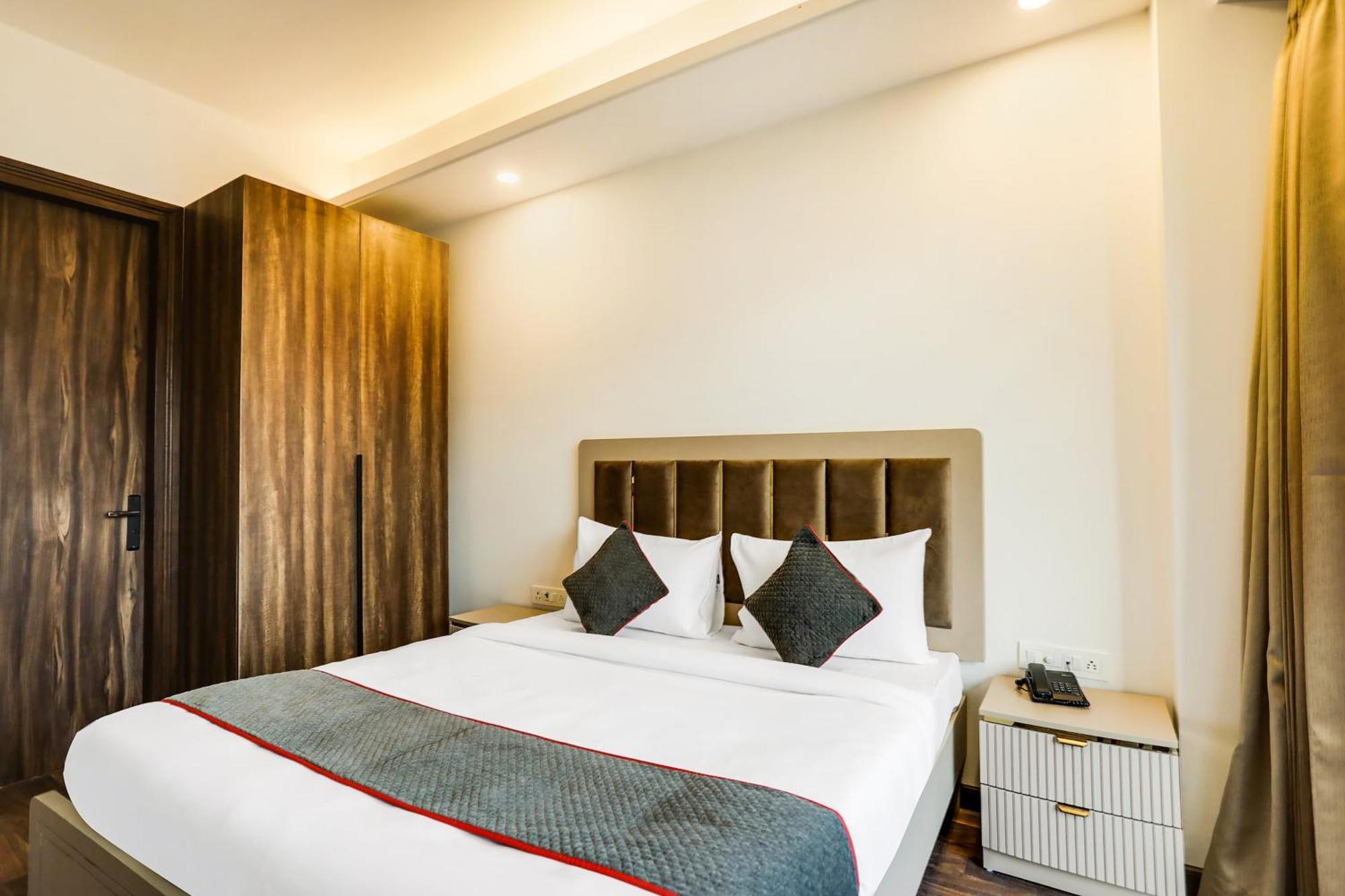 Super Townhouse Ma-32 4* Gurgaon