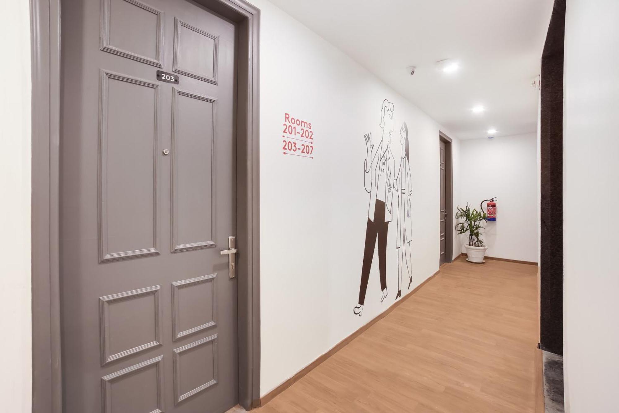 Hotel Super Townhouse 158 Near Netaji Subhash Marg Near Appu Ghar