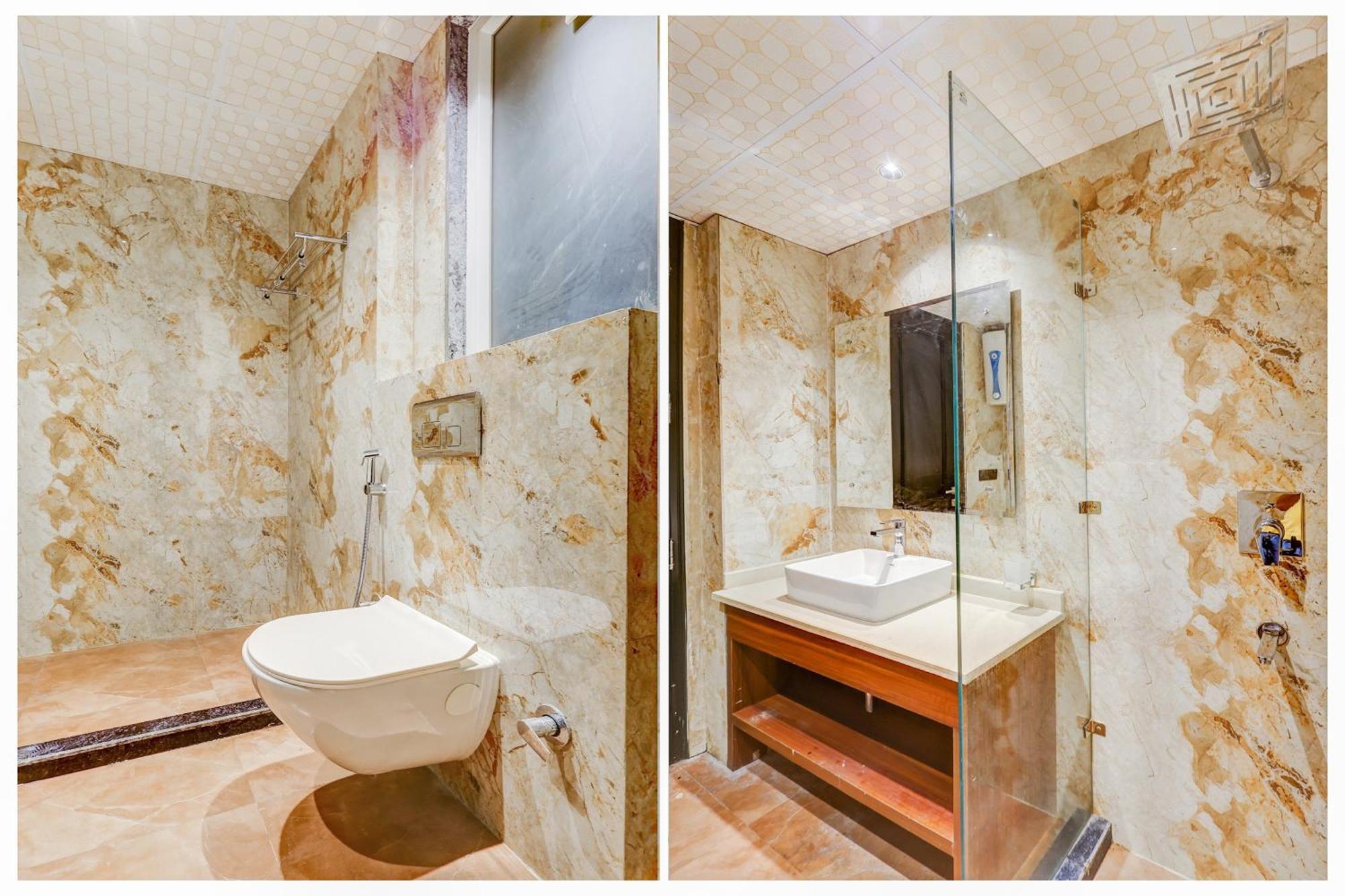 Super Townhouse Oak Udyog Vihar Hotel
