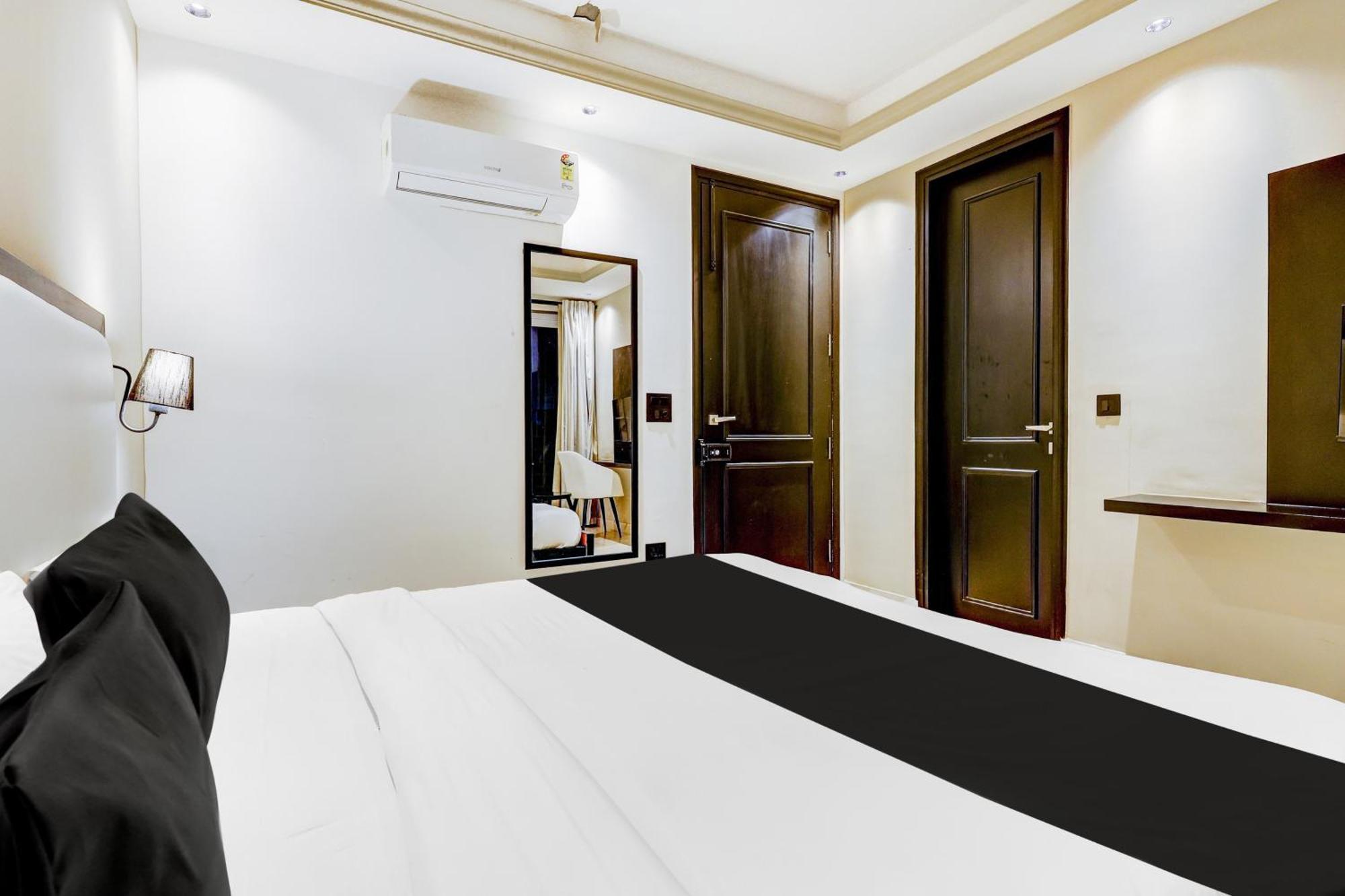 Super Townhouse Oak Udyog Vihar 4* Gurgaon